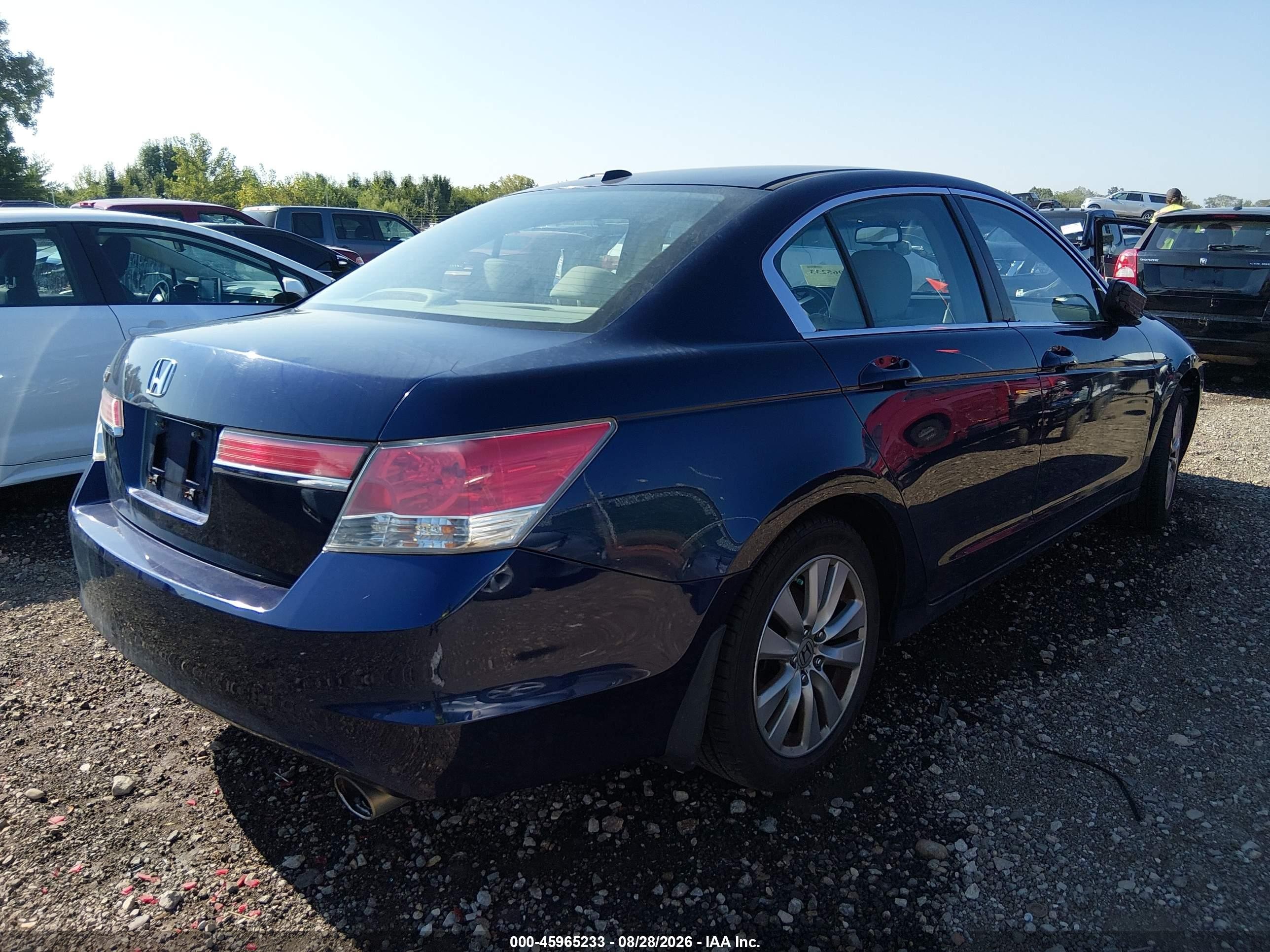 2012 Honda Accord 2.4 Ex-l Blue vin: 1HGCP2F83CA041059