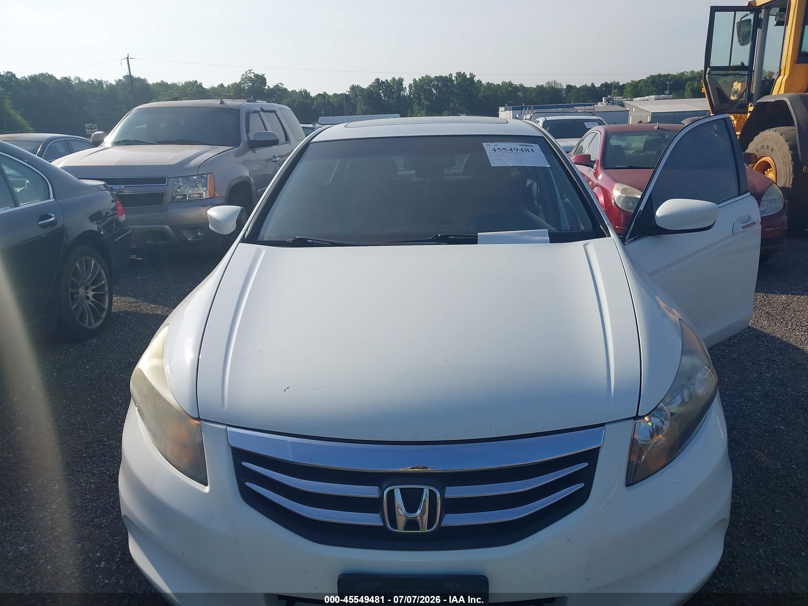 2012 Honda Accord 2.4 Ex-l White vin: 1HGCP2F83CA061716