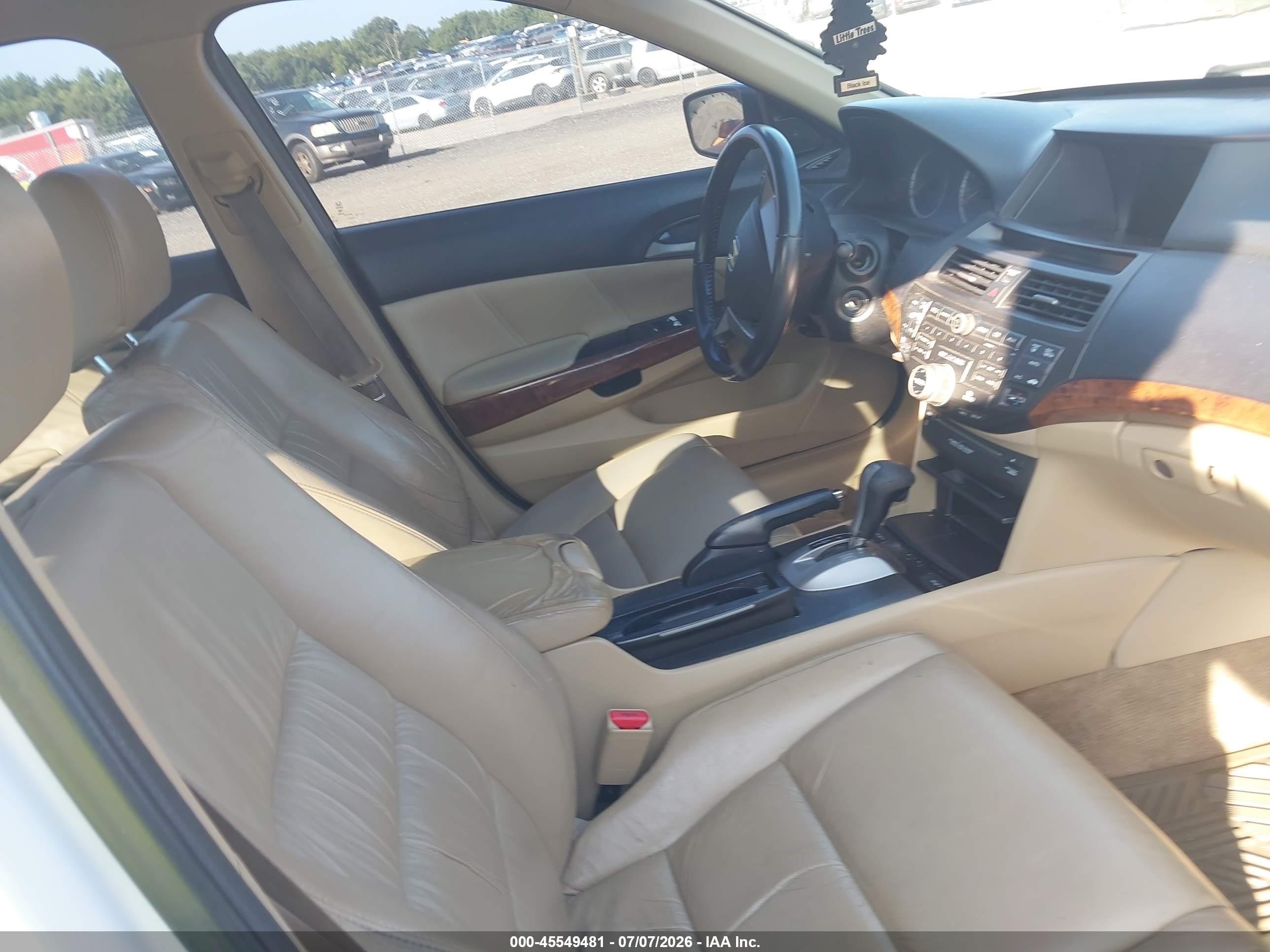 2012 Honda Accord 2.4 Ex-l White vin: 1HGCP2F83CA061716