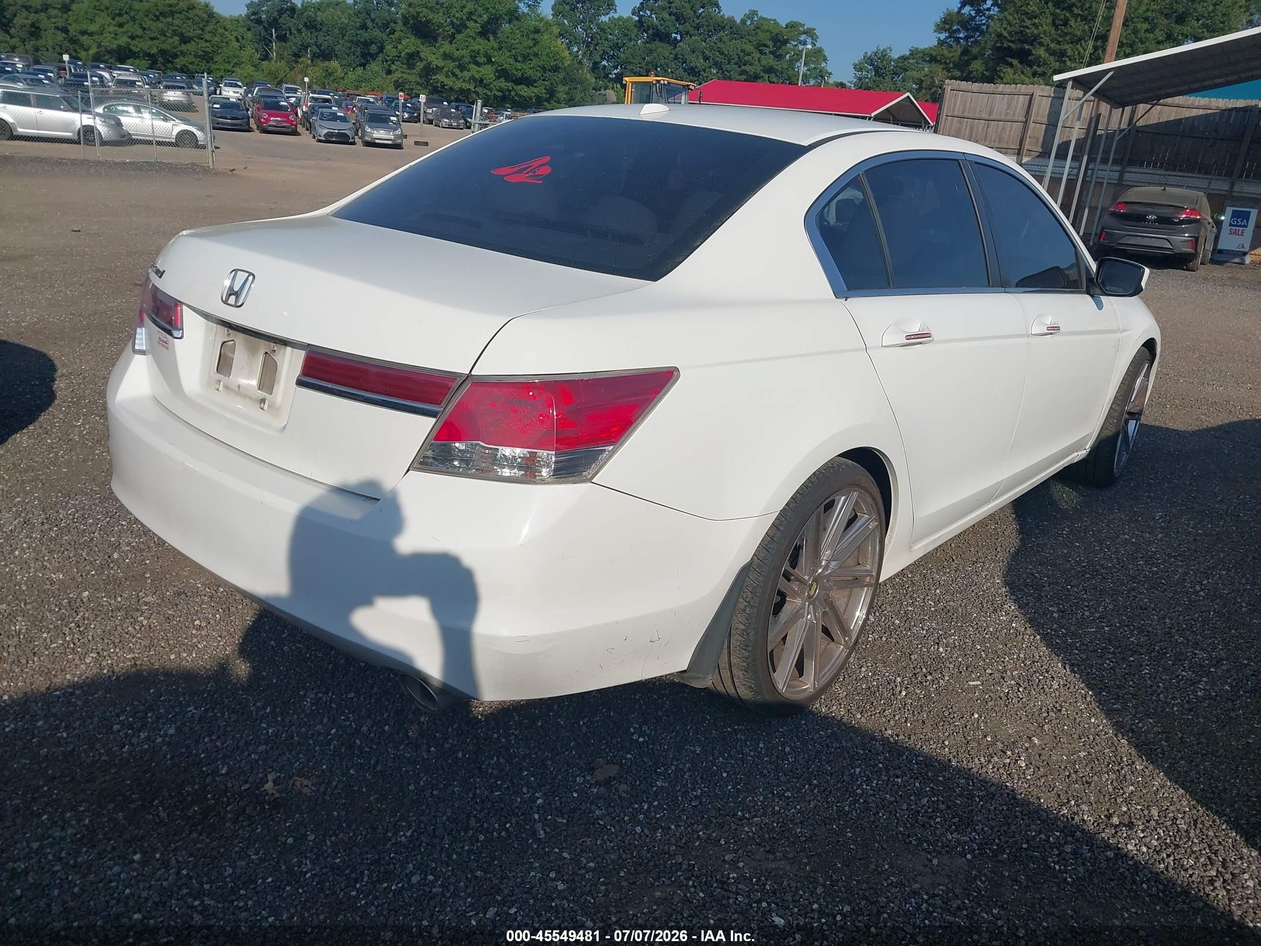 2012 Honda Accord 2.4 Ex-l White vin: 1HGCP2F83CA061716