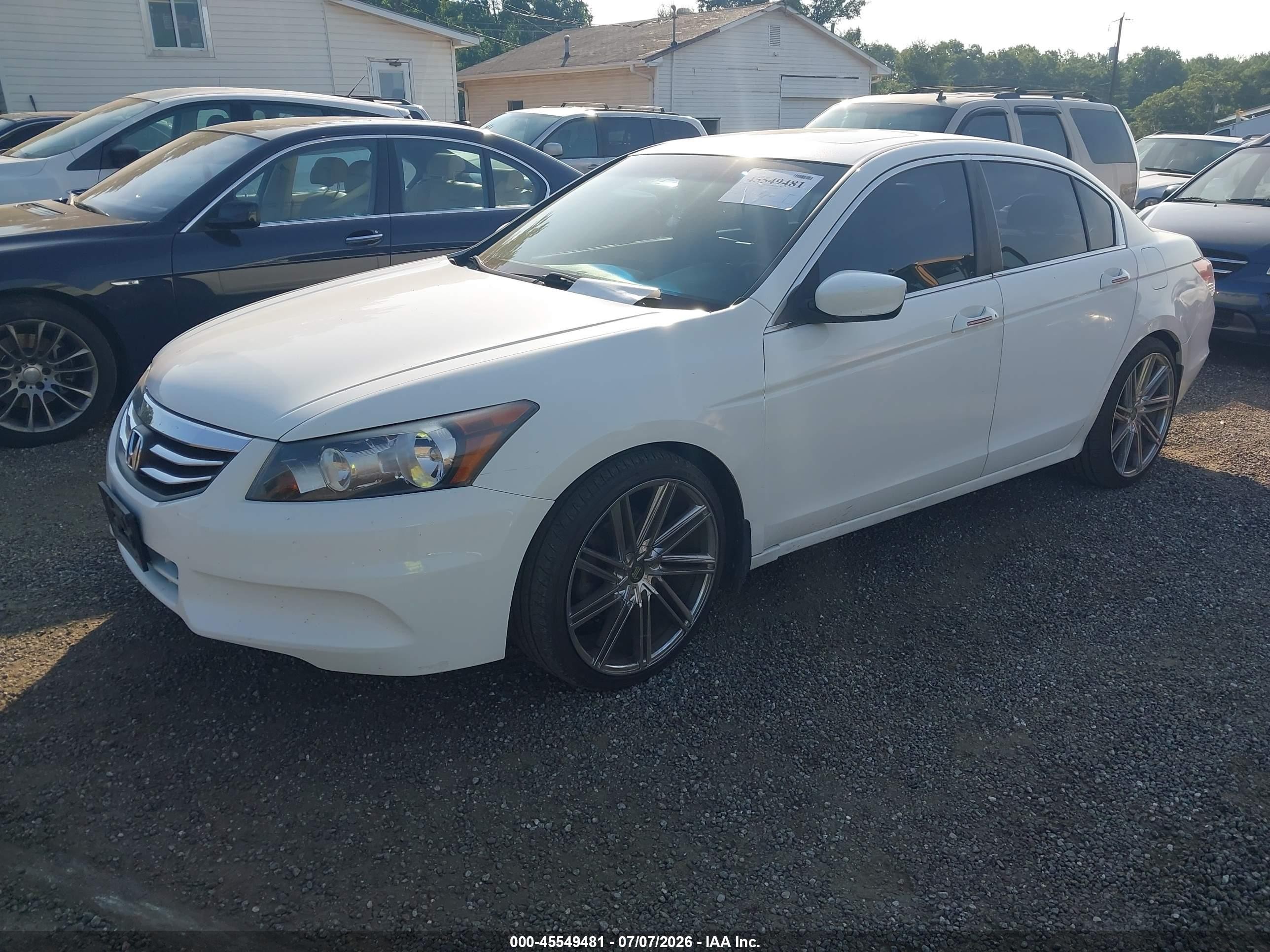 2012 Honda Accord 2.4 Ex-l White vin: 1HGCP2F83CA061716