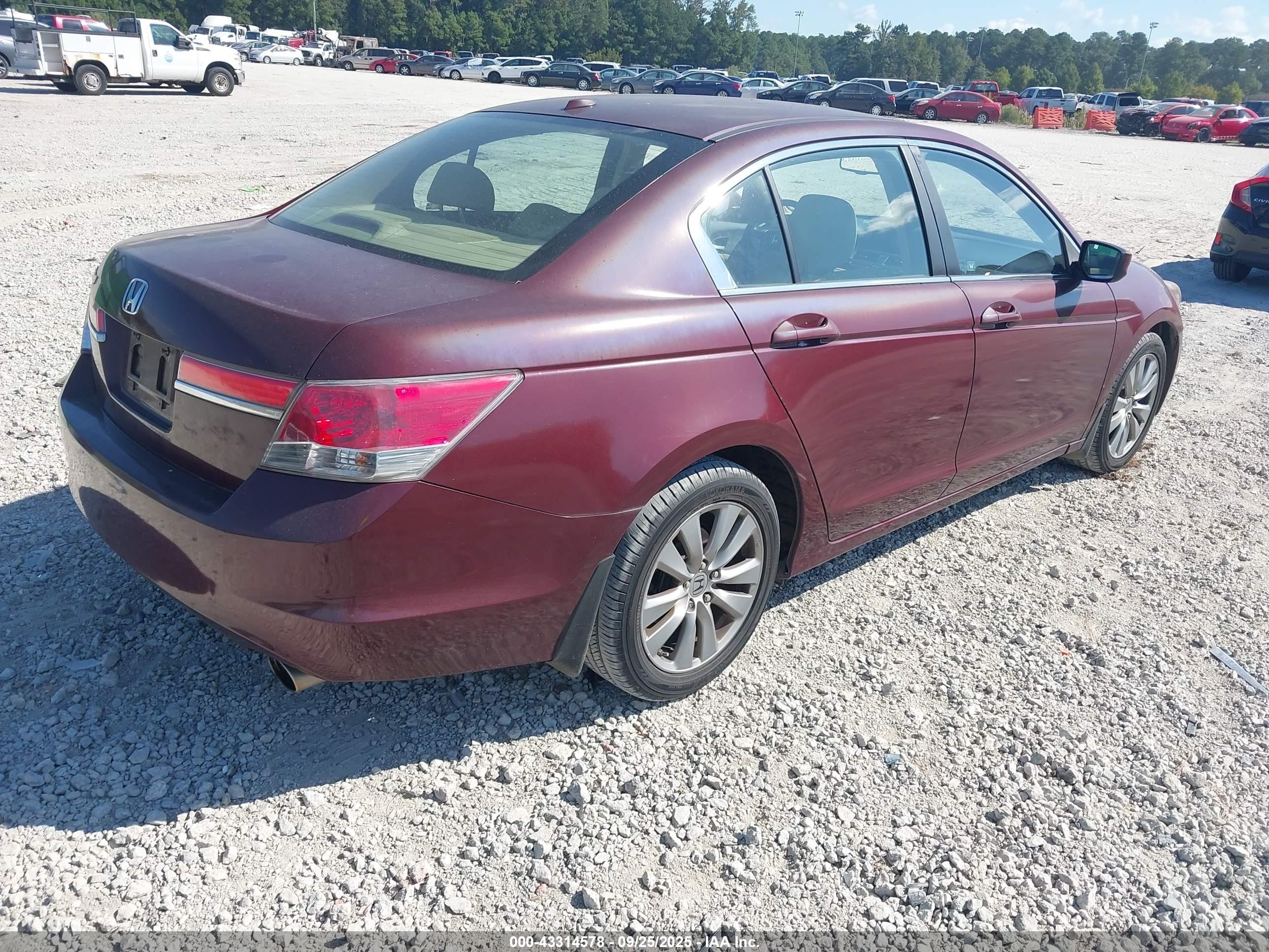 2012 Honda Accord Sdn 2.4 Ex-l/ex-l Purple vin: 1HGCP2F83CA111983