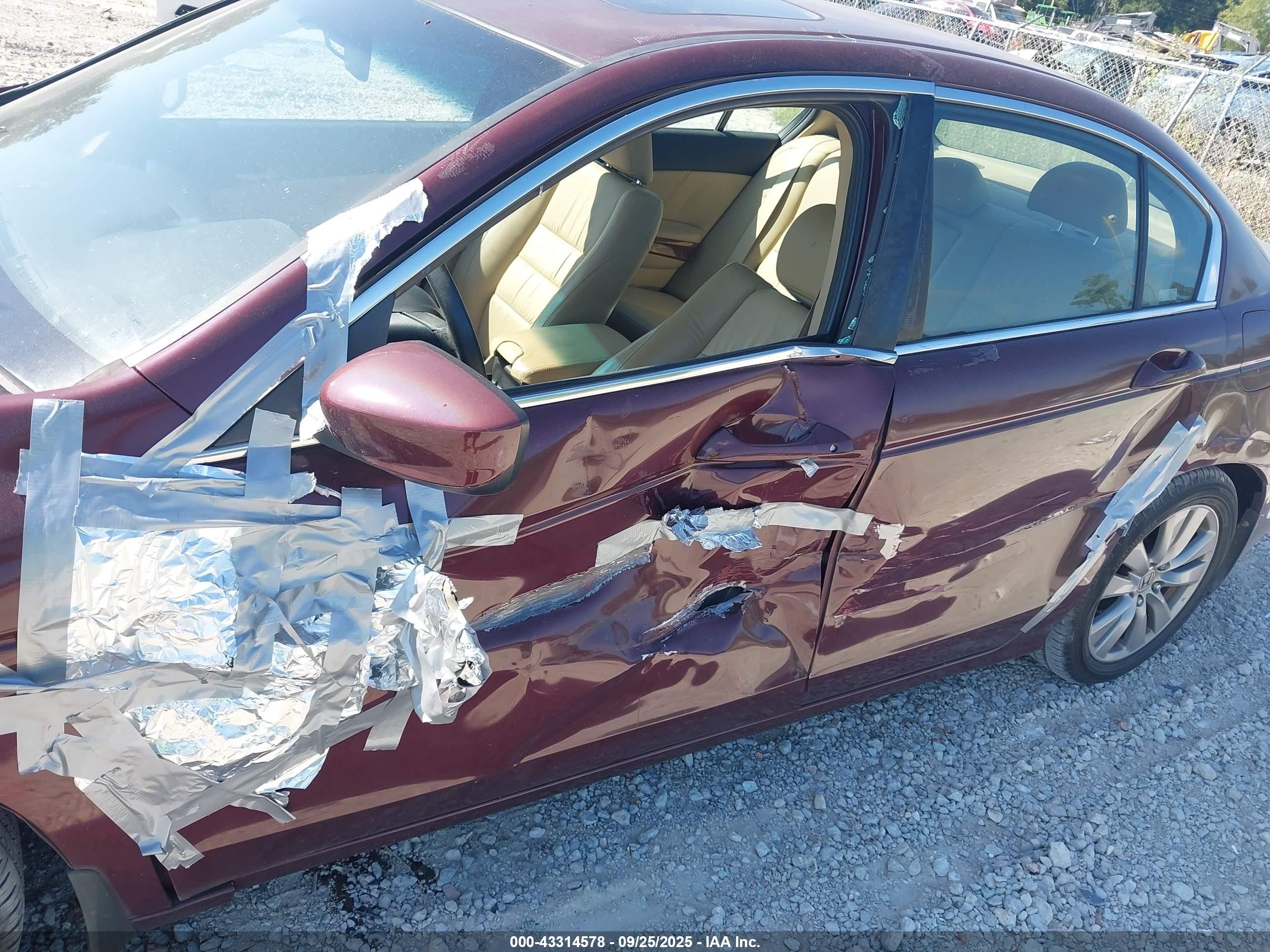 2012 Honda Accord Sdn 2.4 Ex-l/ex-l Purple vin: 1HGCP2F83CA111983