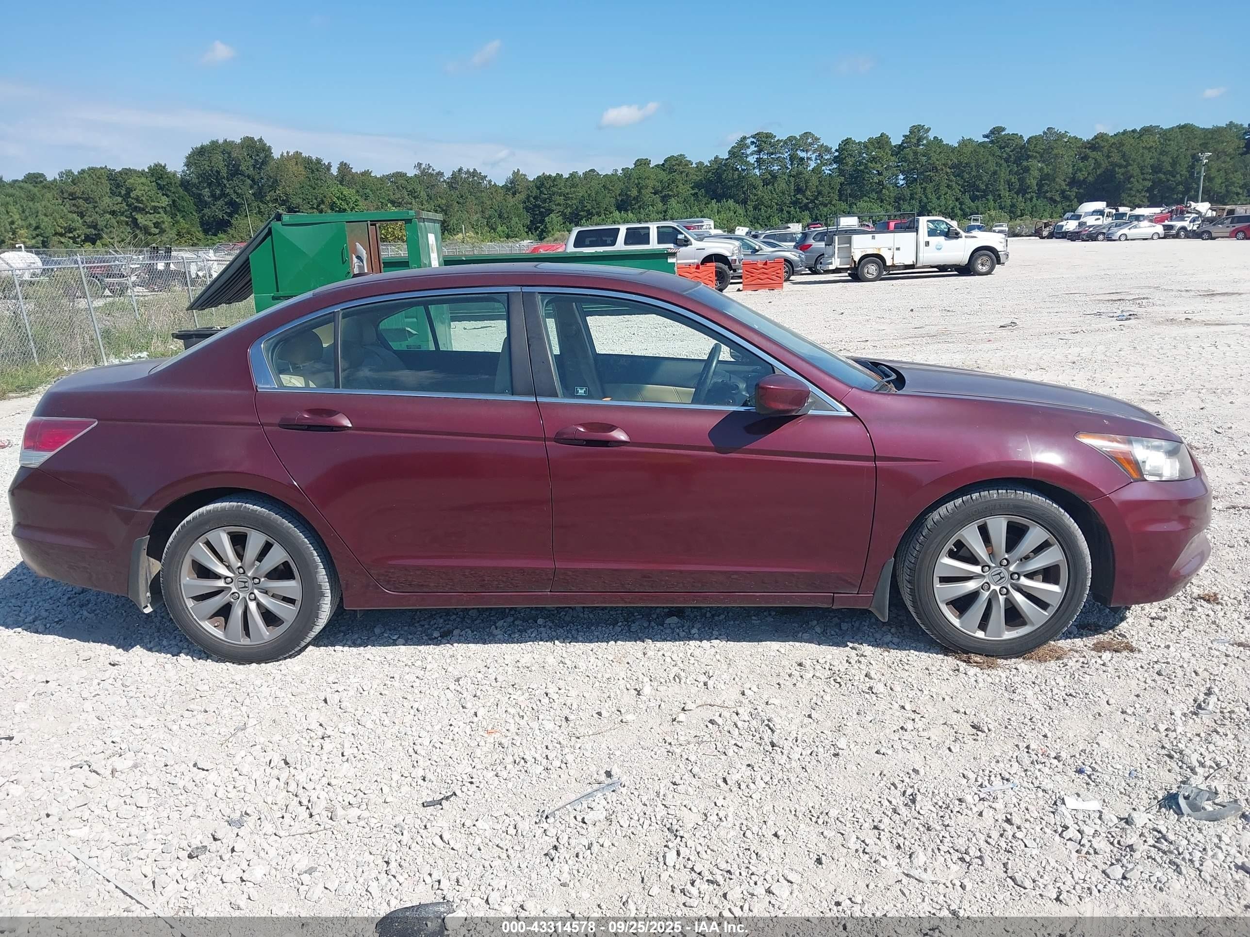 2012 Honda Accord Sdn 2.4 Ex-l/ex-l Purple vin: 1HGCP2F83CA111983