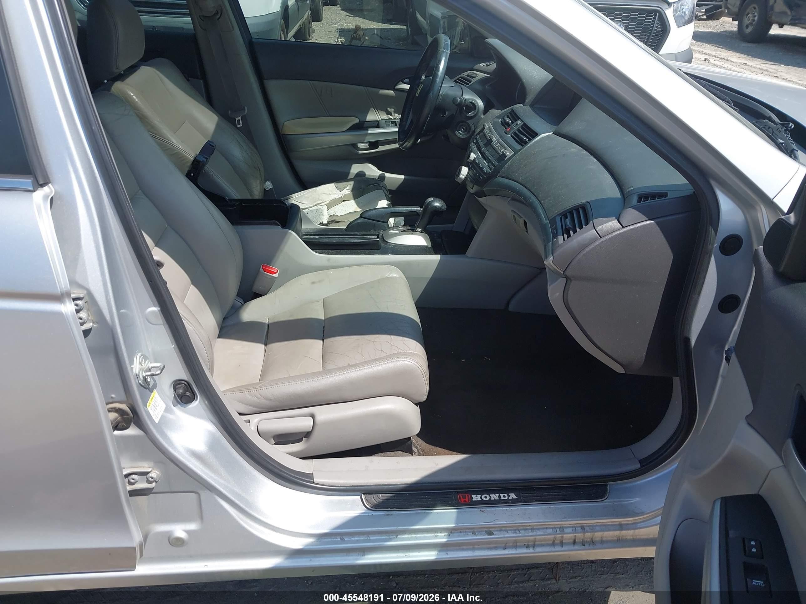 2010 Honda Accord 2.4 Ex-l Silver vin: 1HGCP2F84AA036398