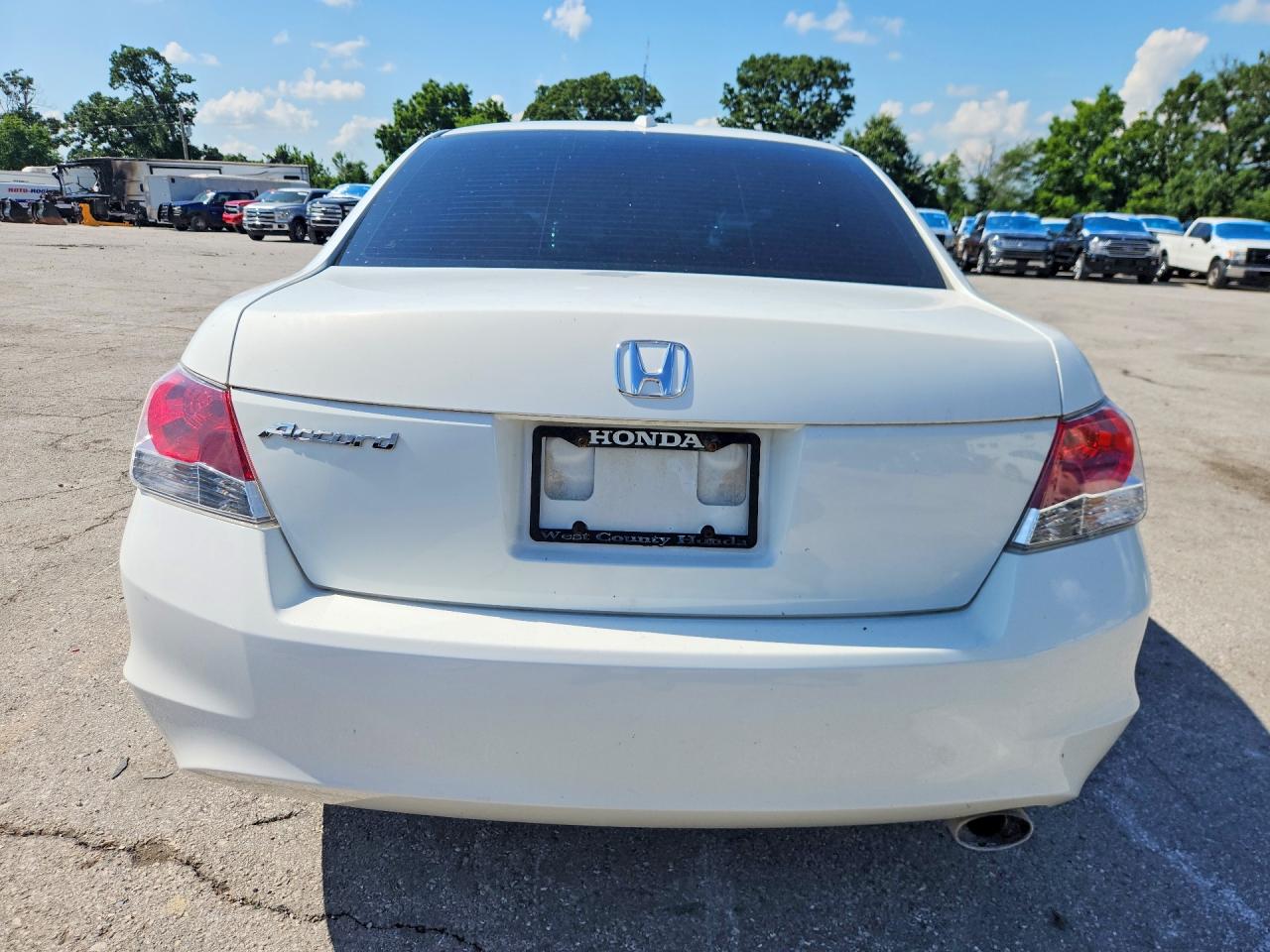 2010 Honda Accord Exl White vin: 1HGCP2F84AA062192