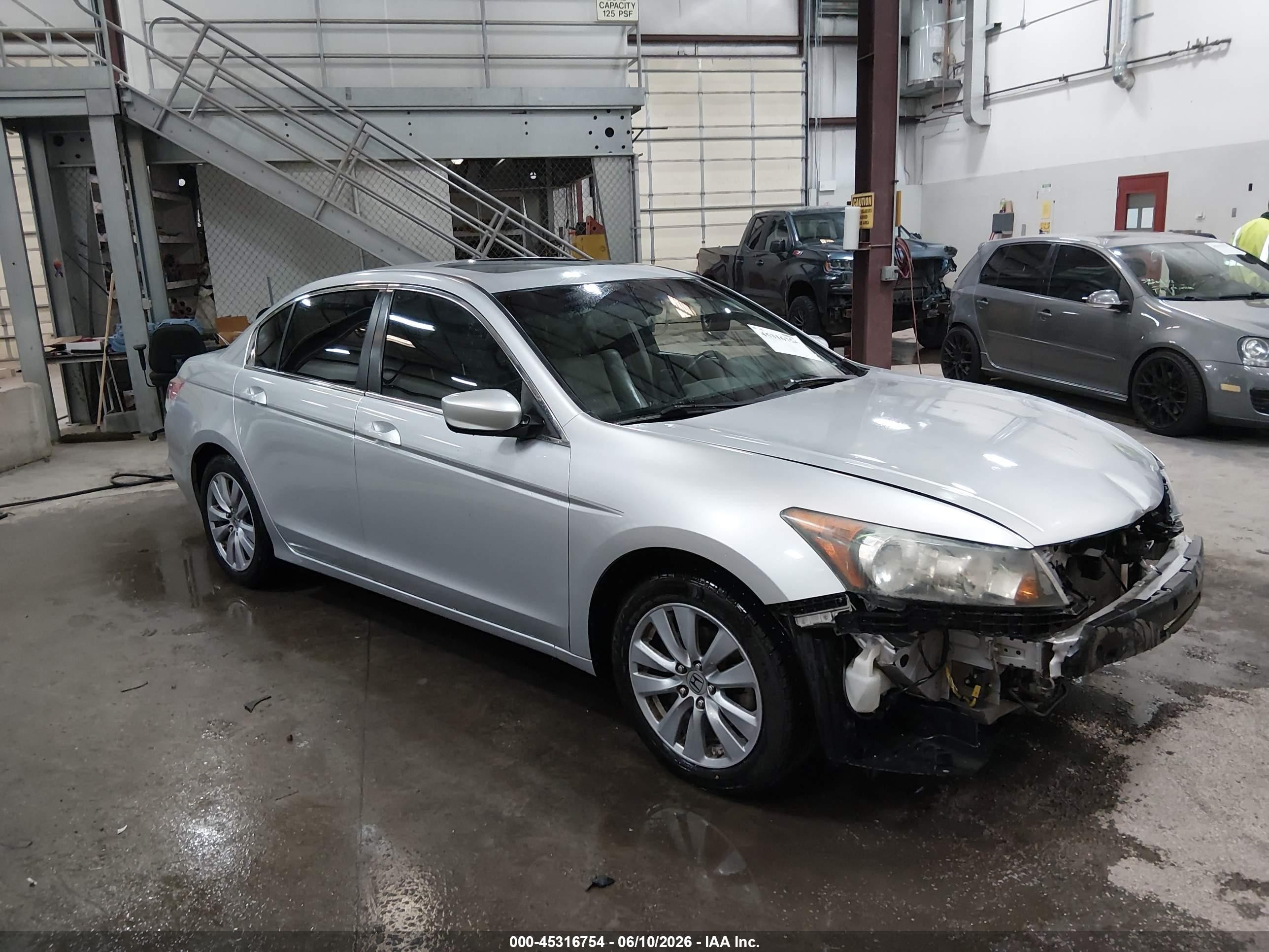 2011 Honda Accord 2.4 Ex-l Silver vin: 1HGCP2F84BA003564