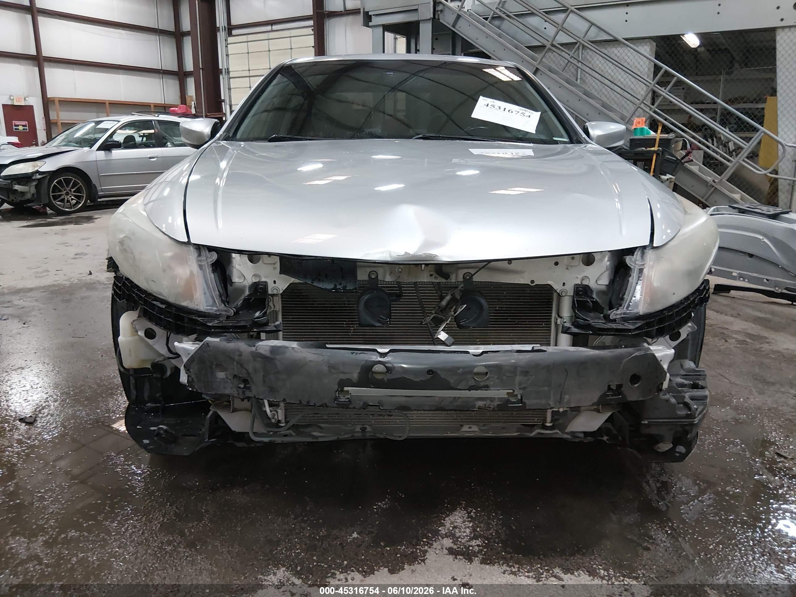 2011 Honda Accord 2.4 Ex-l Silver vin: 1HGCP2F84BA003564