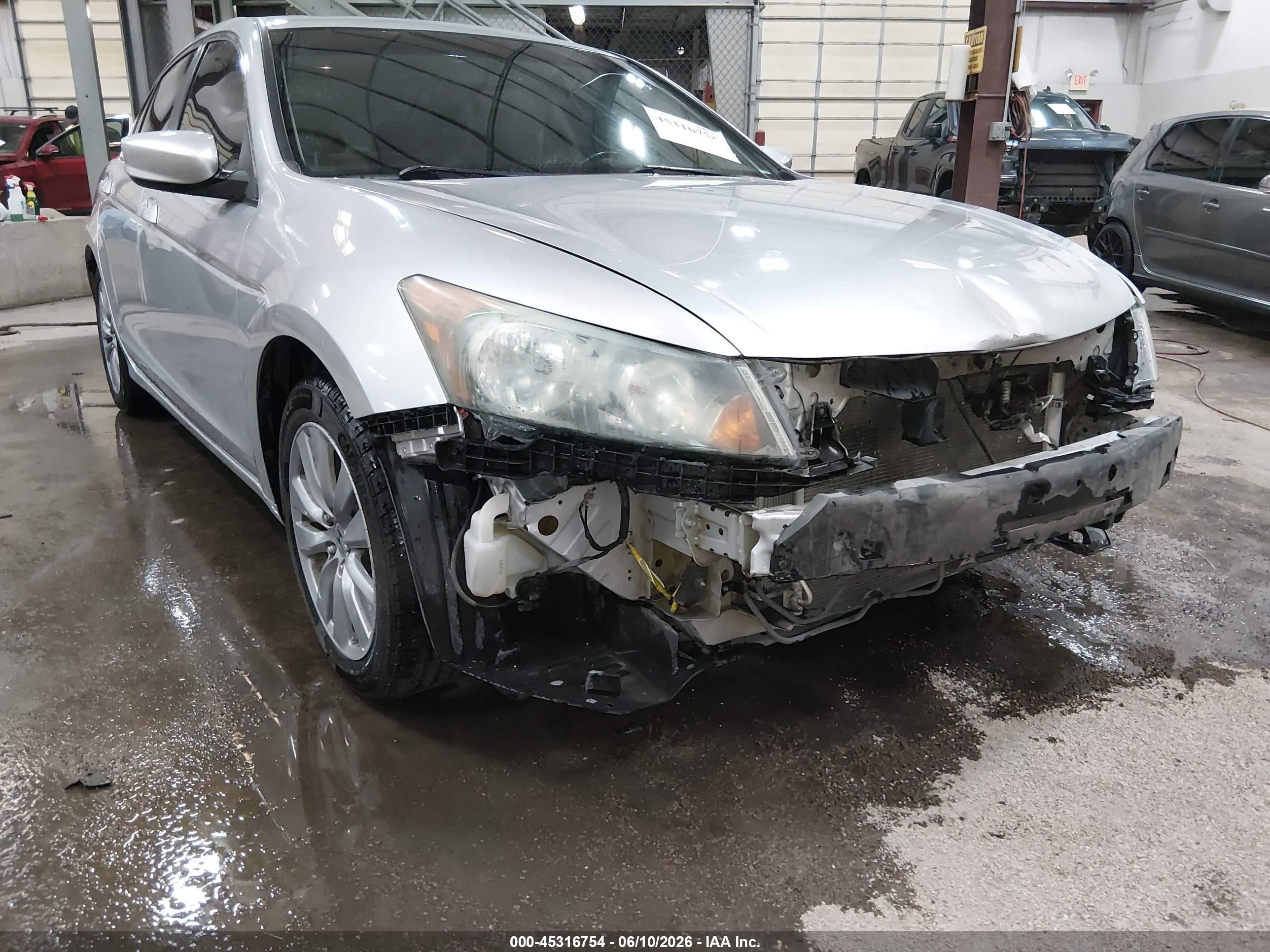 2011 Honda Accord 2.4 Ex-l Silver vin: 1HGCP2F84BA003564