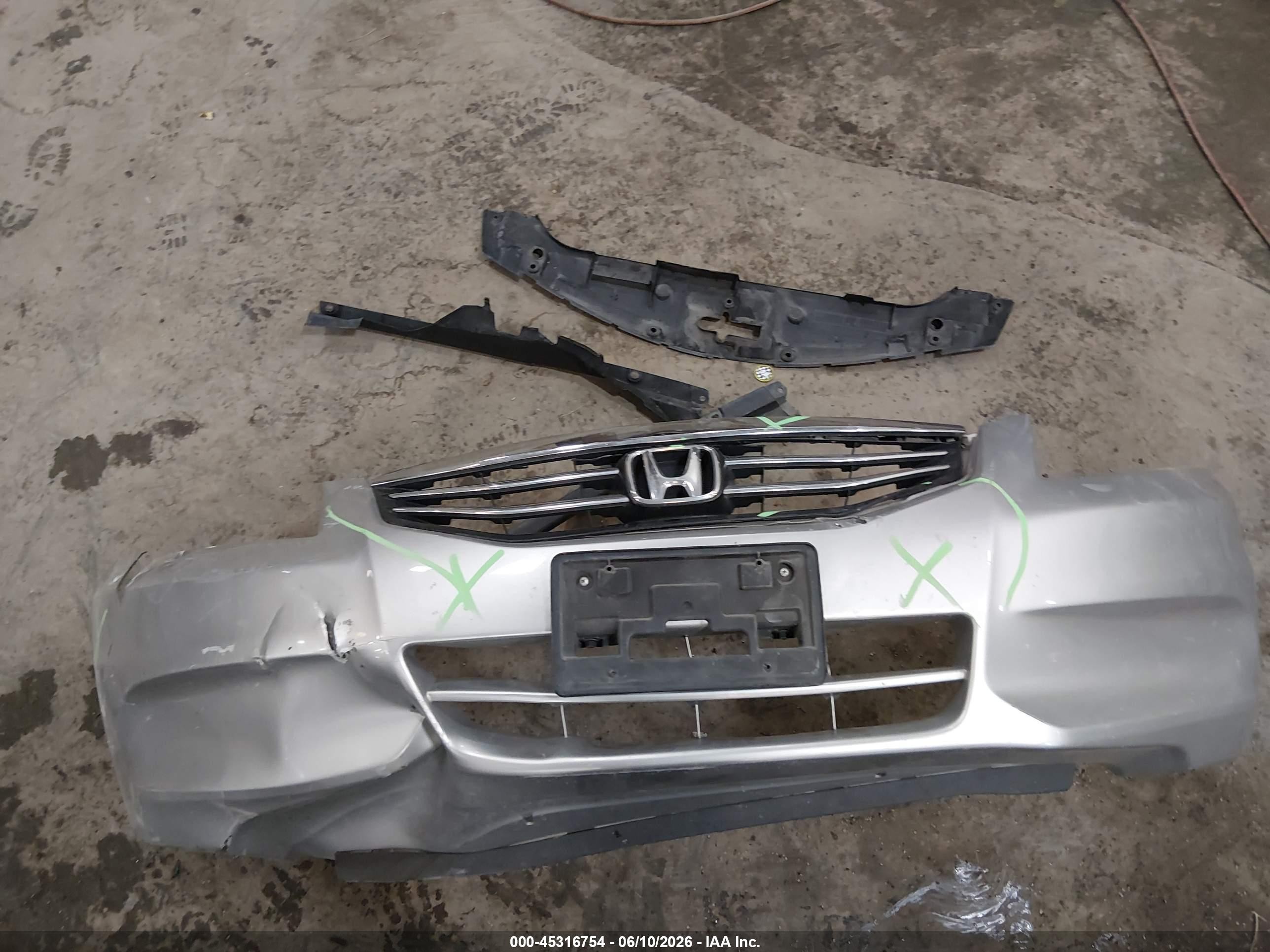 2011 Honda Accord 2.4 Ex-l Silver vin: 1HGCP2F84BA003564