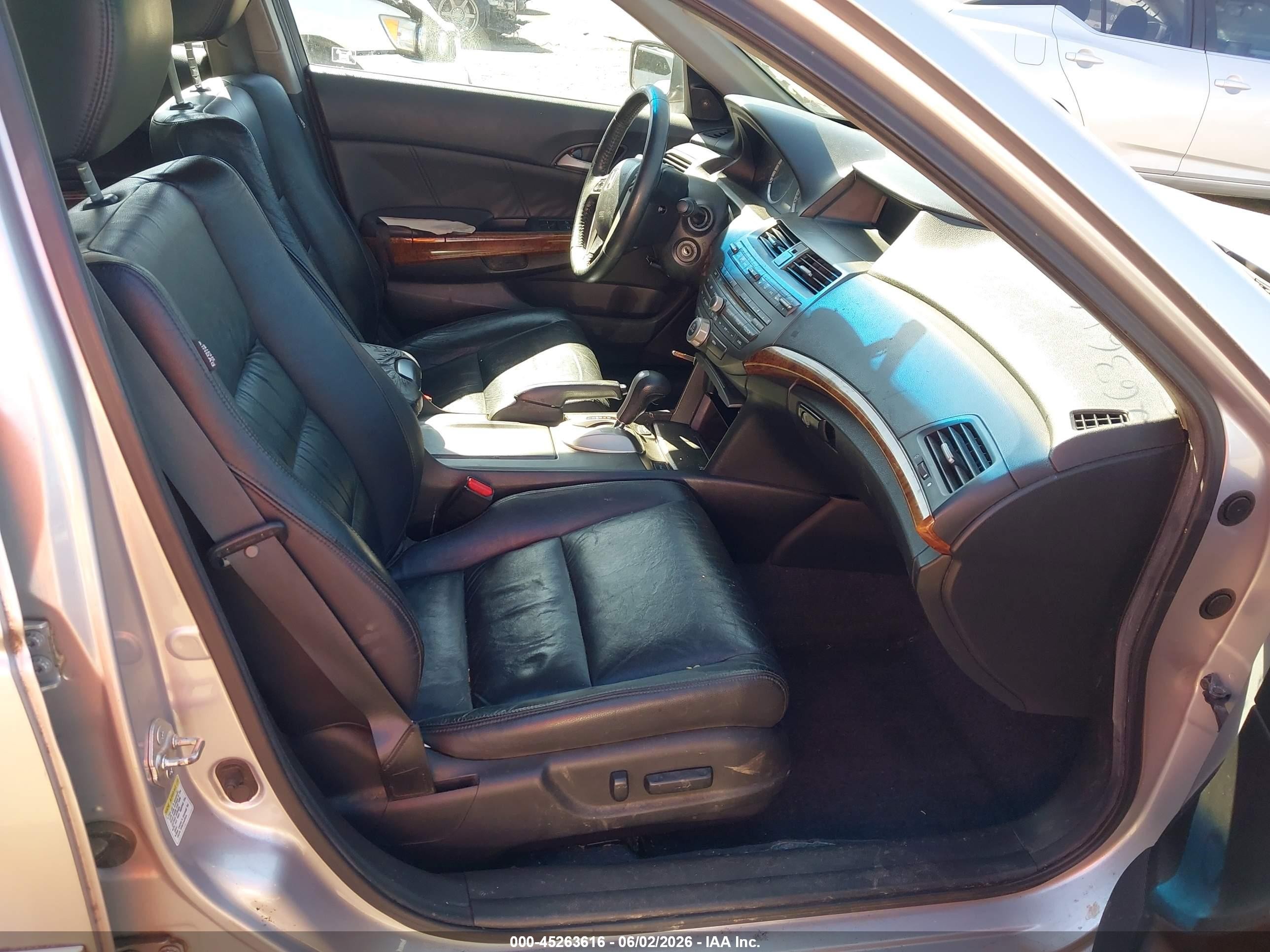 2011 Honda Accord 2.4 Ex-l Silver vin: 1HGCP2F84BA038105