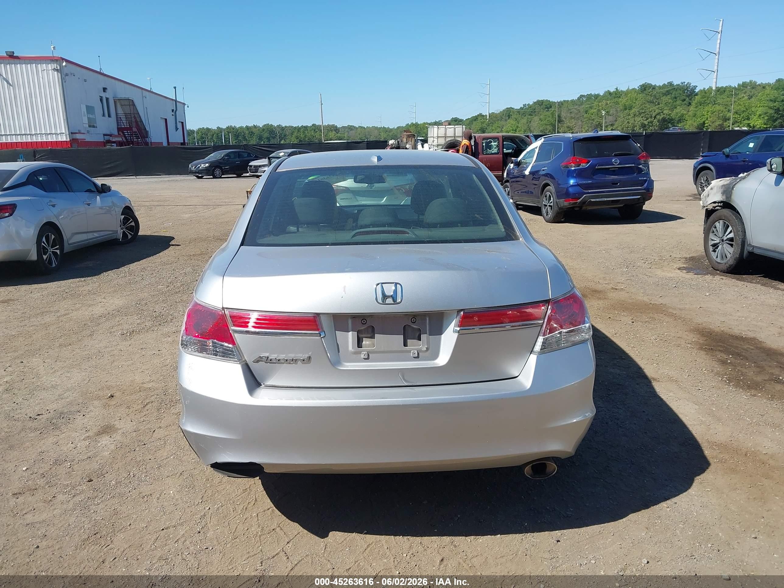 2011 Honda Accord 2.4 Ex-l Silver vin: 1HGCP2F84BA038105