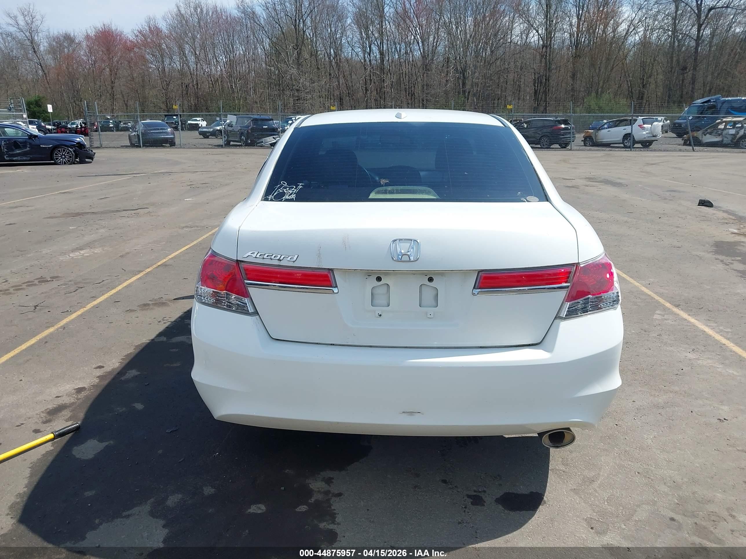 2011 Honda Accord 2.4 Ex-l White vin: 1HGCP2F84BA038542