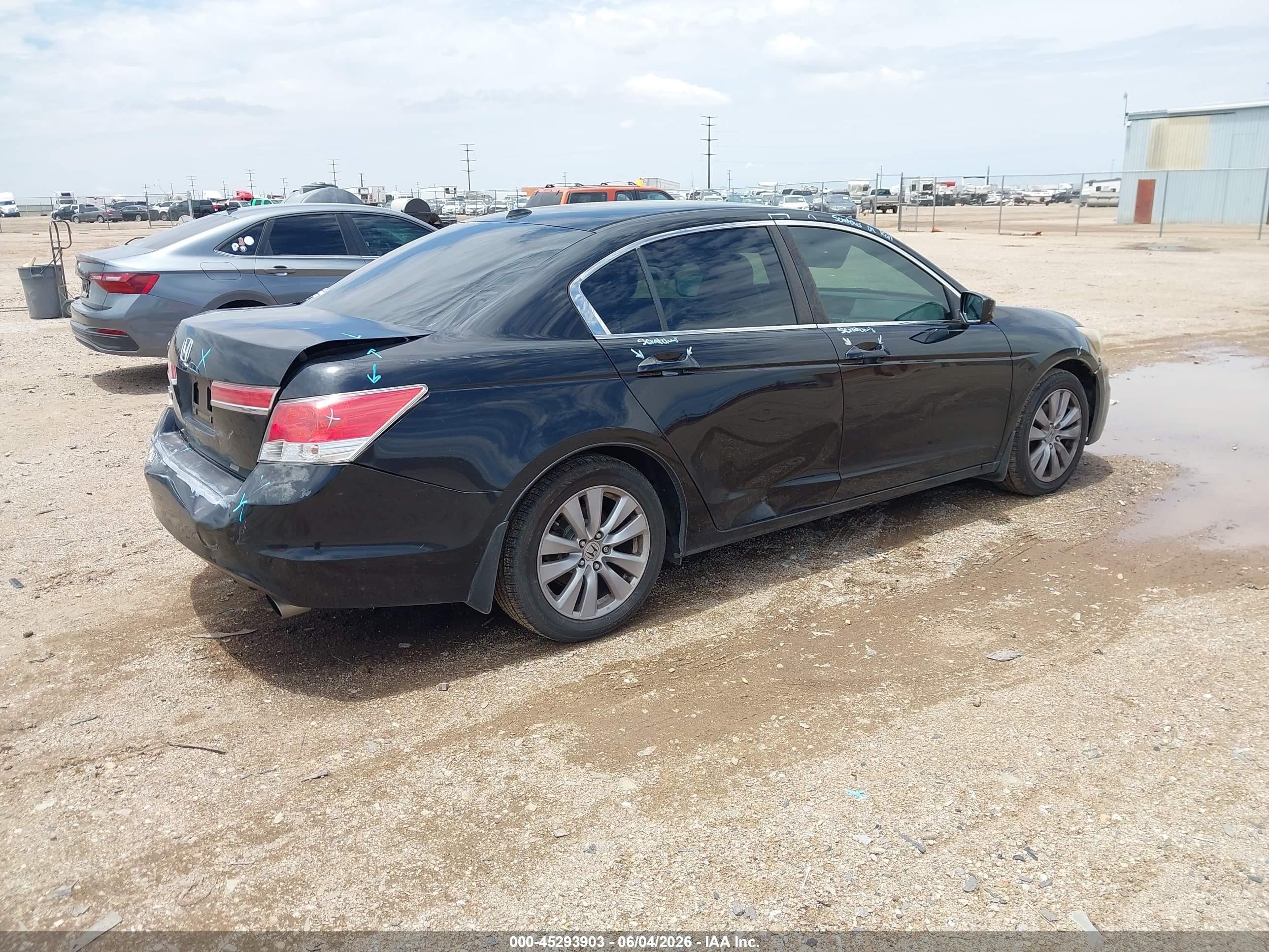 2011 Honda Accord 2.4 Ex-l Black vin: 1HGCP2F84BA074909