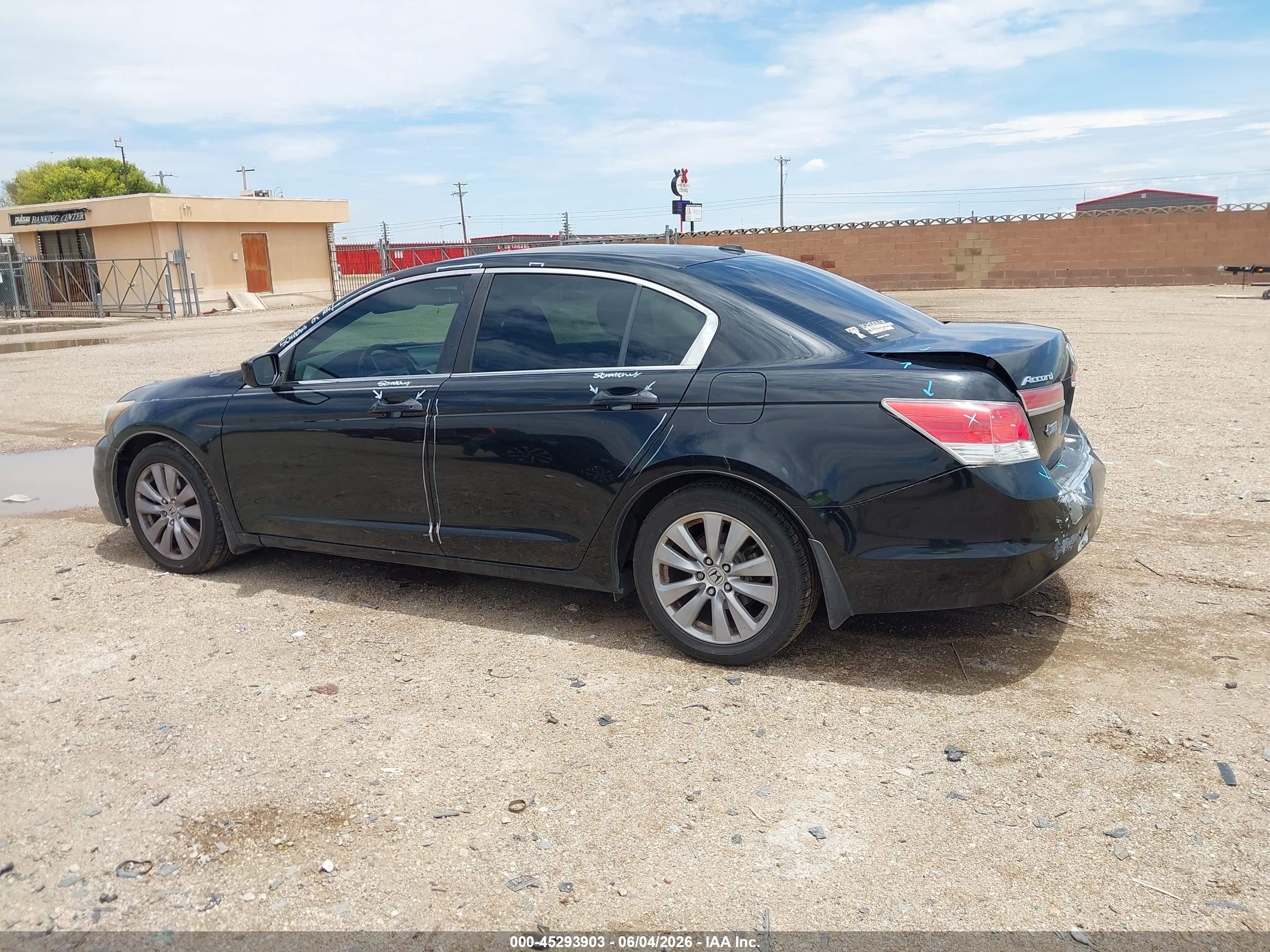 2011 Honda Accord 2.4 Ex-l Black vin: 1HGCP2F84BA074909