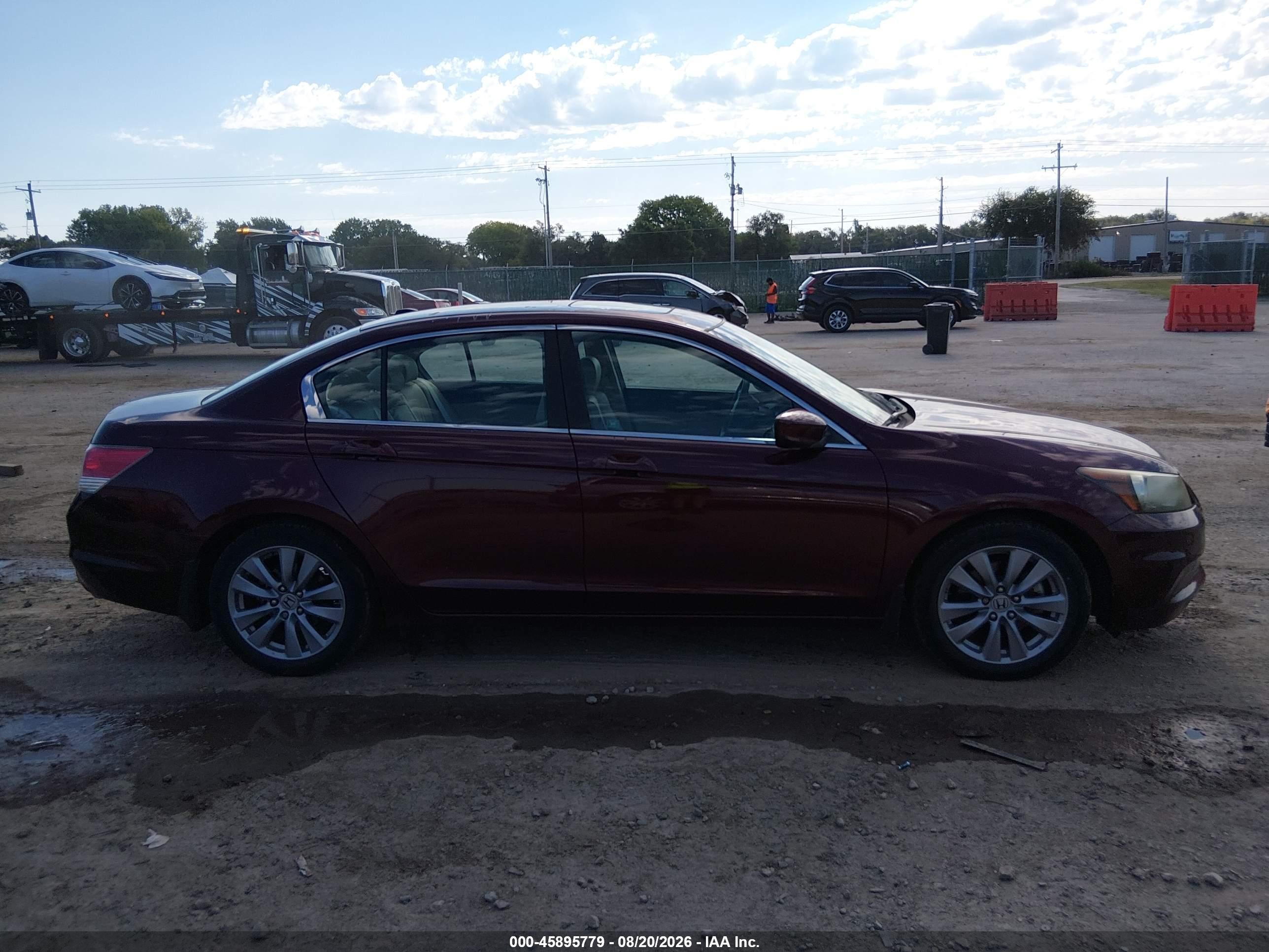 2011 Honda Accord 2.4 Ex-l Burgundy vin: 1HGCP2F84BA098899