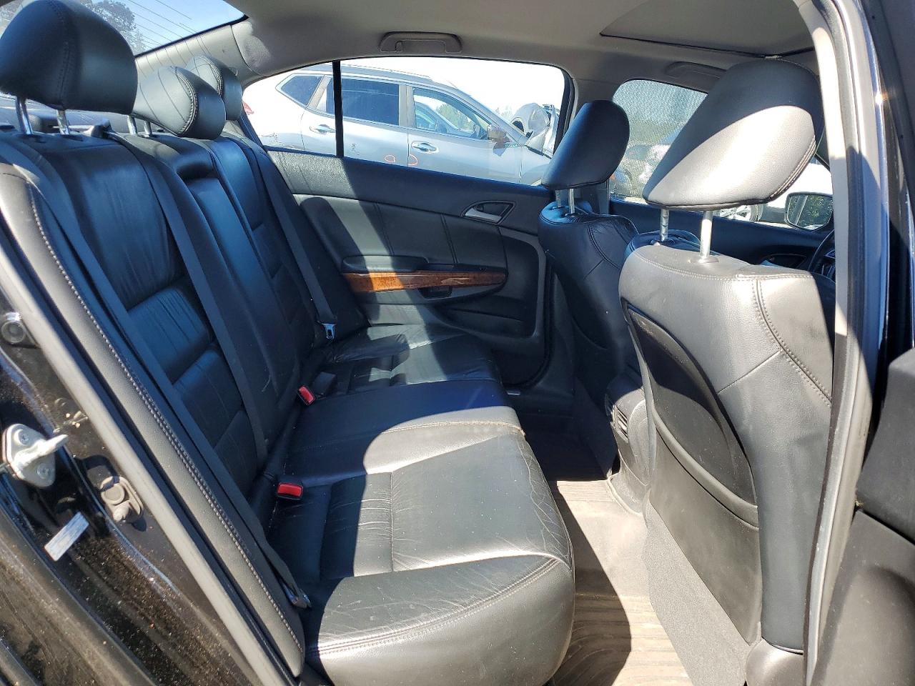 2011 Honda Accord Exl Черный vin: 1HGCP2F84BA116768