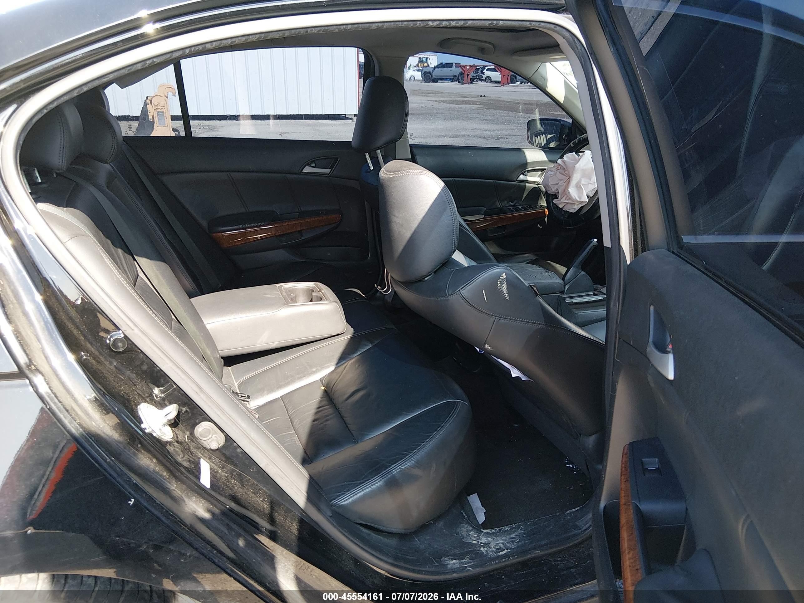 2011 Honda Accord 2.4 Ex-l Черный vin: 1HGCP2F84BA126345
