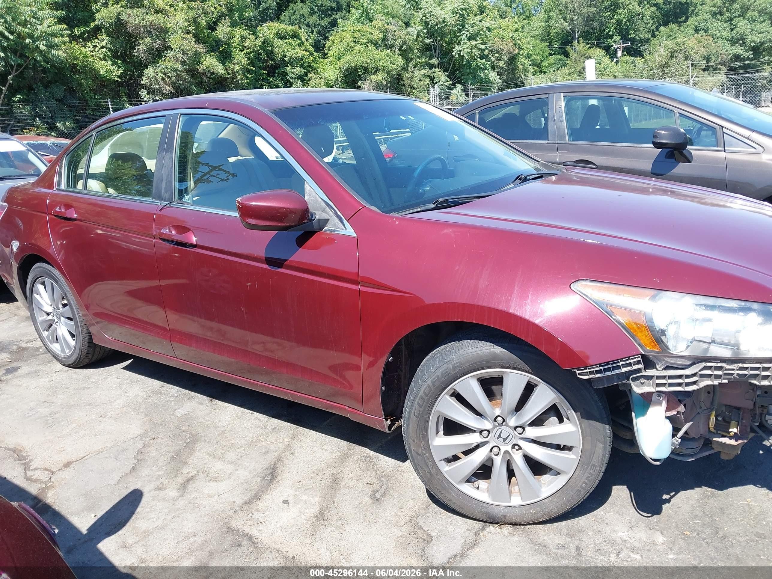 2011 Honda Accord 2.4 Ex-l Burgundy vin: 1HGCP2F84BA131609