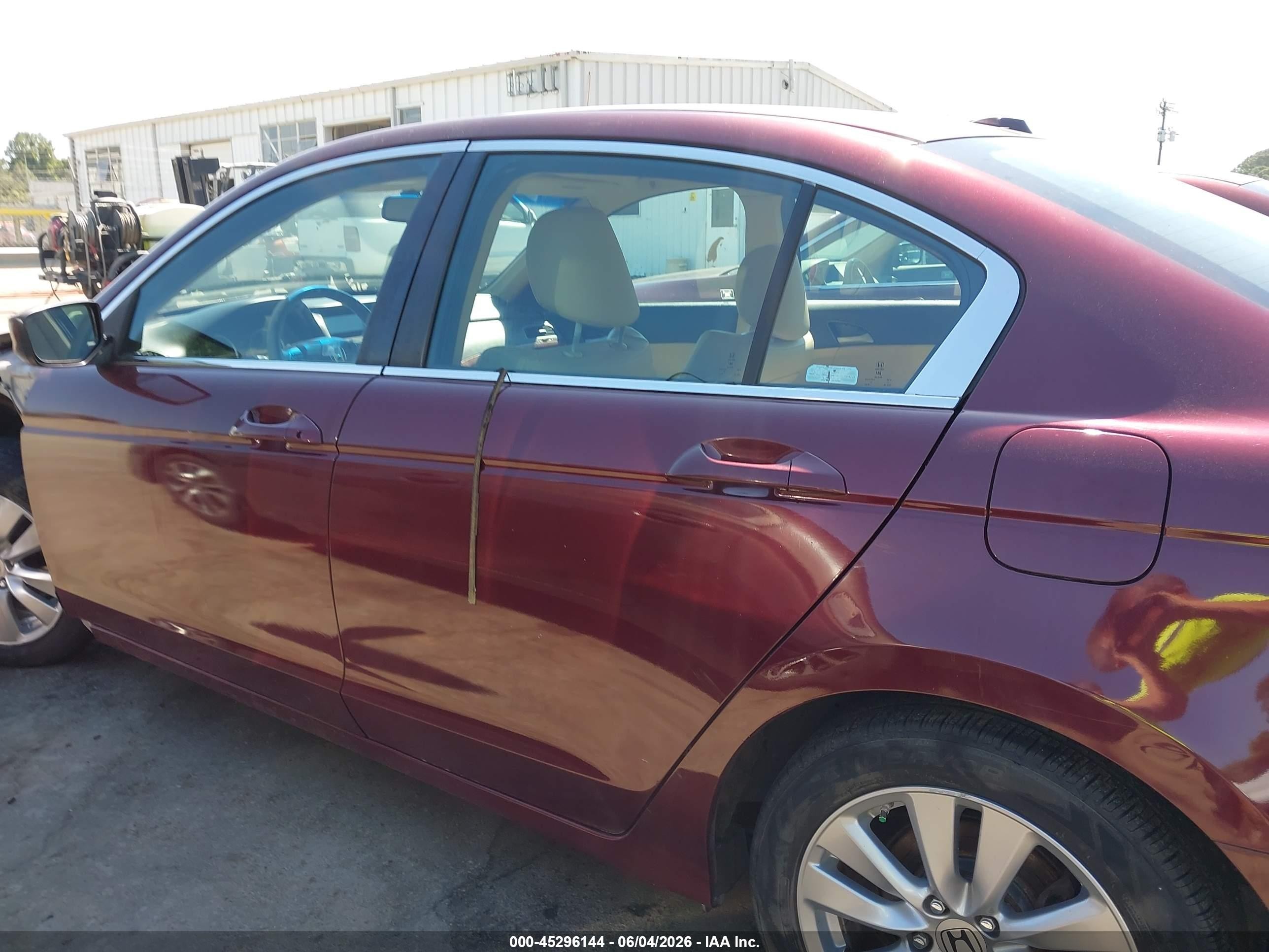 2011 Honda Accord 2.4 Ex-l Burgundy vin: 1HGCP2F84BA131609