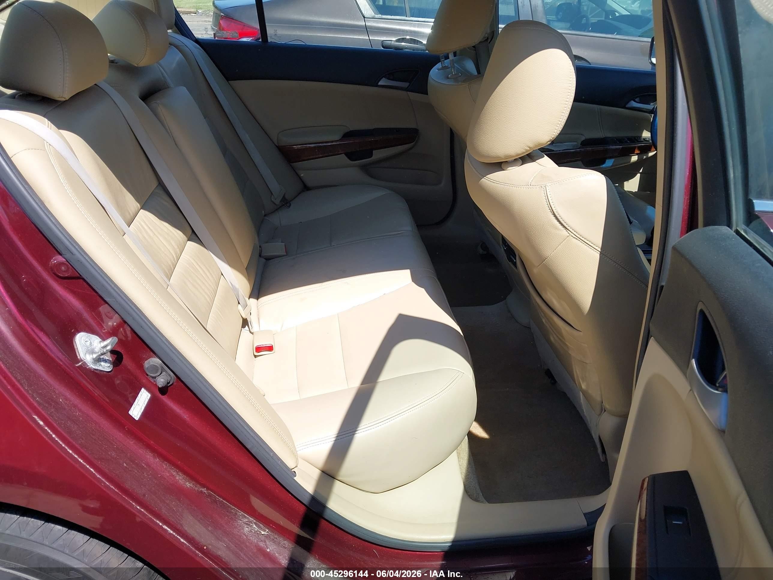 2011 Honda Accord 2.4 Ex-l Burgundy vin: 1HGCP2F84BA131609