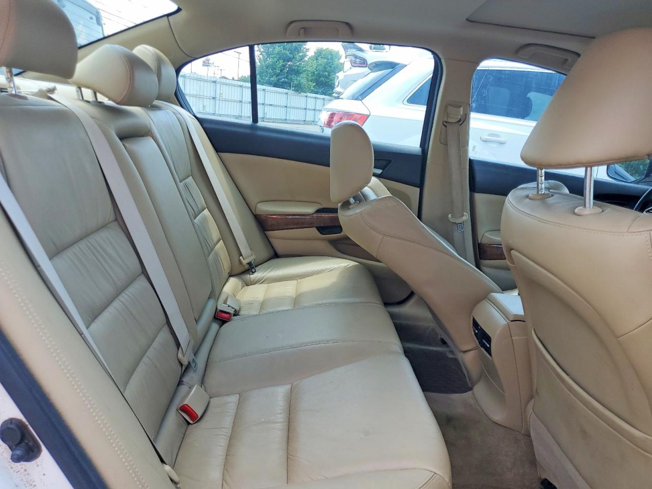 2011 Honda Accord Exl White vin: 1HGCP2F84BA149561