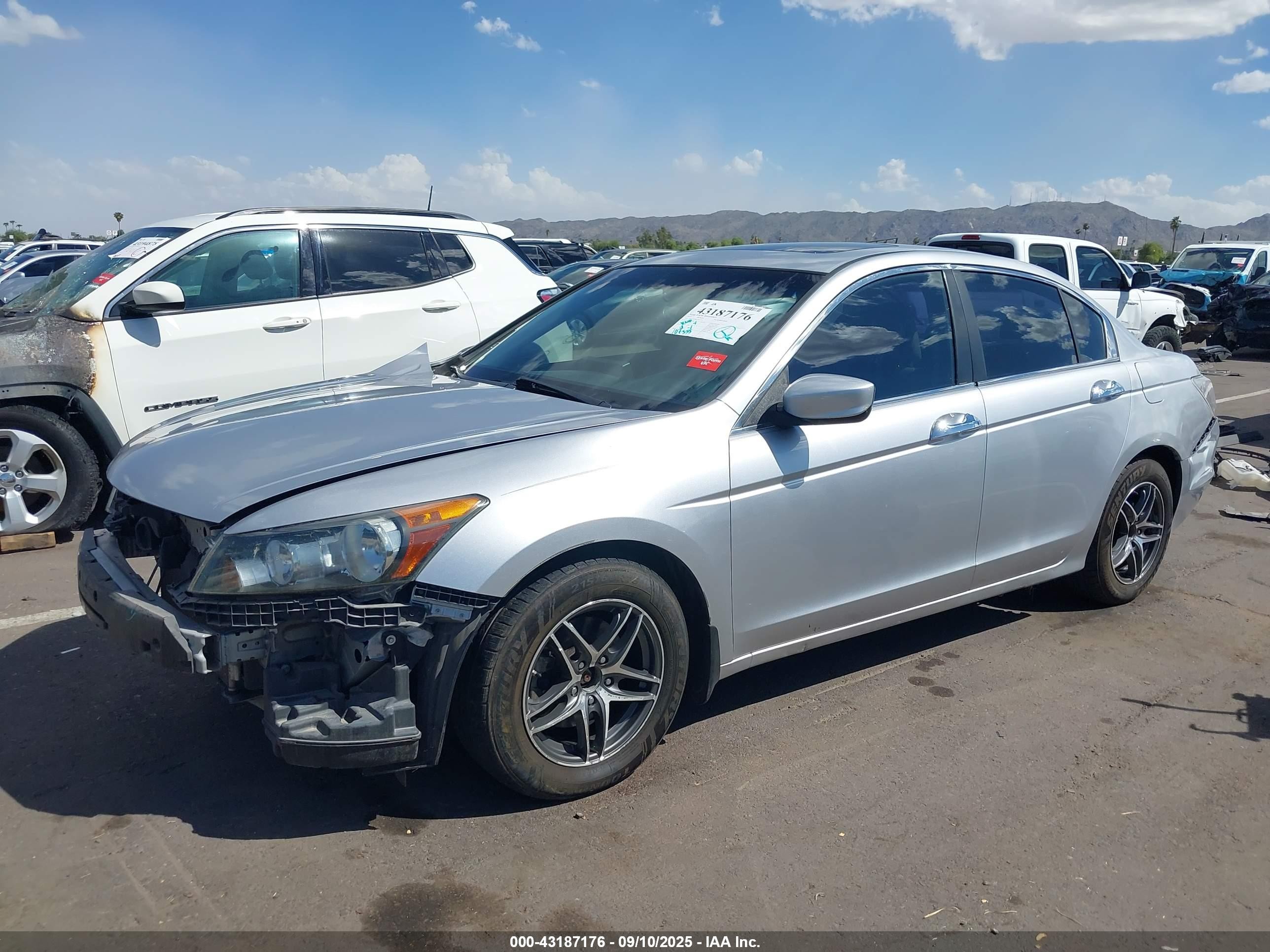 2012 Honda Accord Sdn 2.4 Ex-l/ex-l Серебряный vin: 1HGCP2F84CA037554