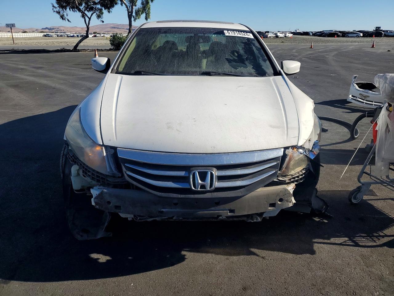2012 Honda Accord Exl White vin: 1HGCP2F84CA215866
