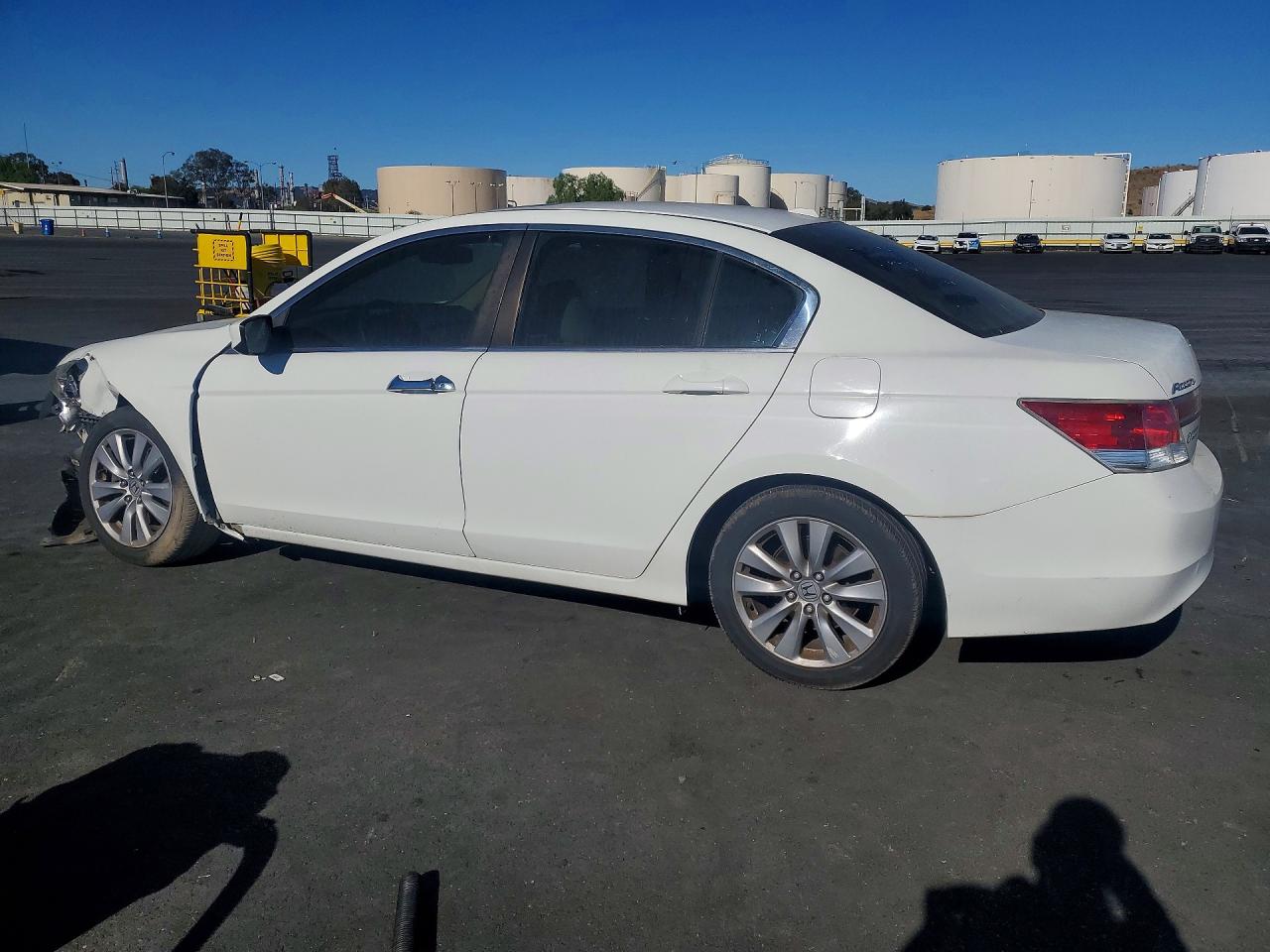 2012 Honda Accord Exl White vin: 1HGCP2F84CA215866