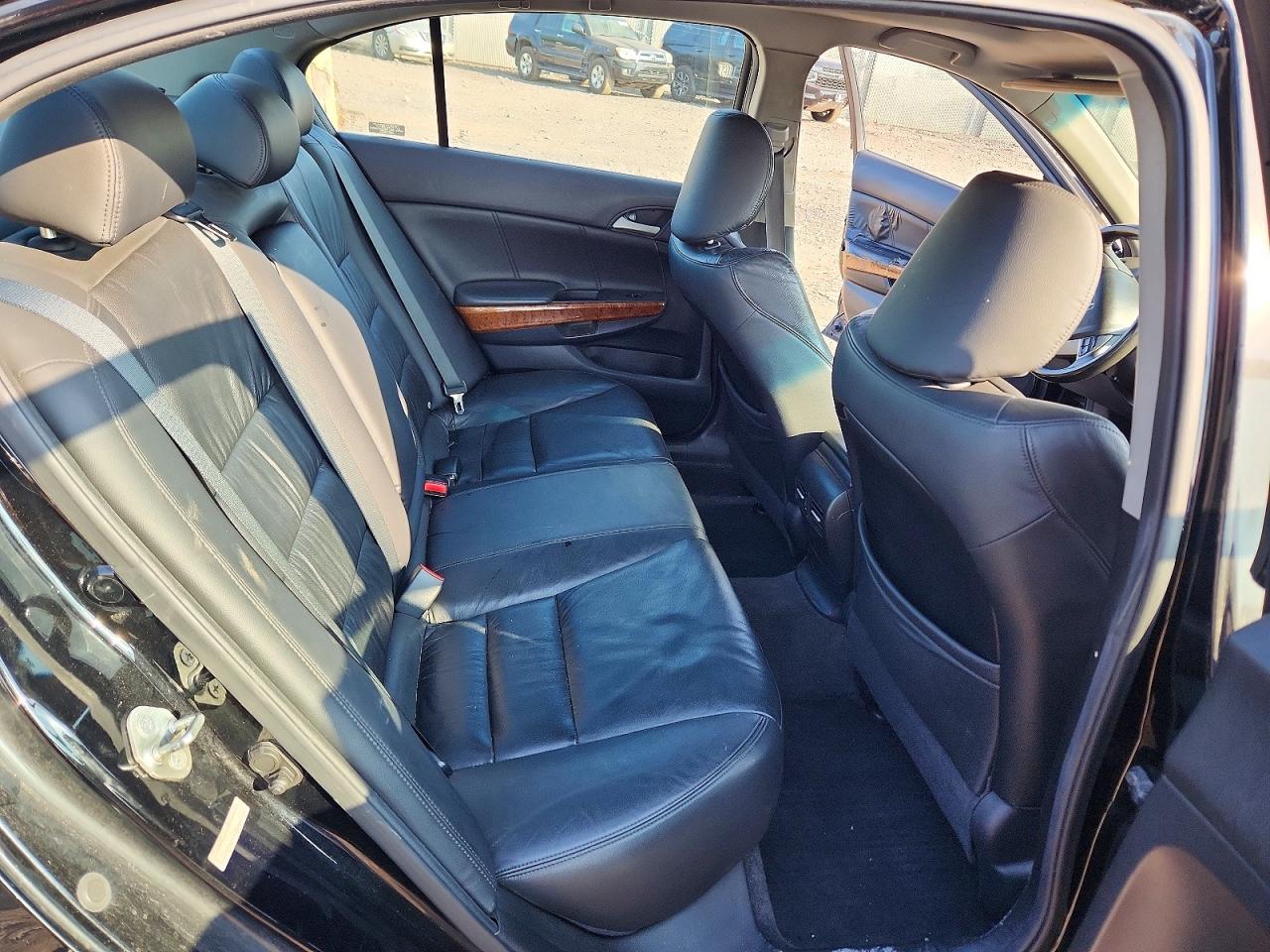 2011 Honda Accord Exl Black vin: 1HGCP2F85BA011690