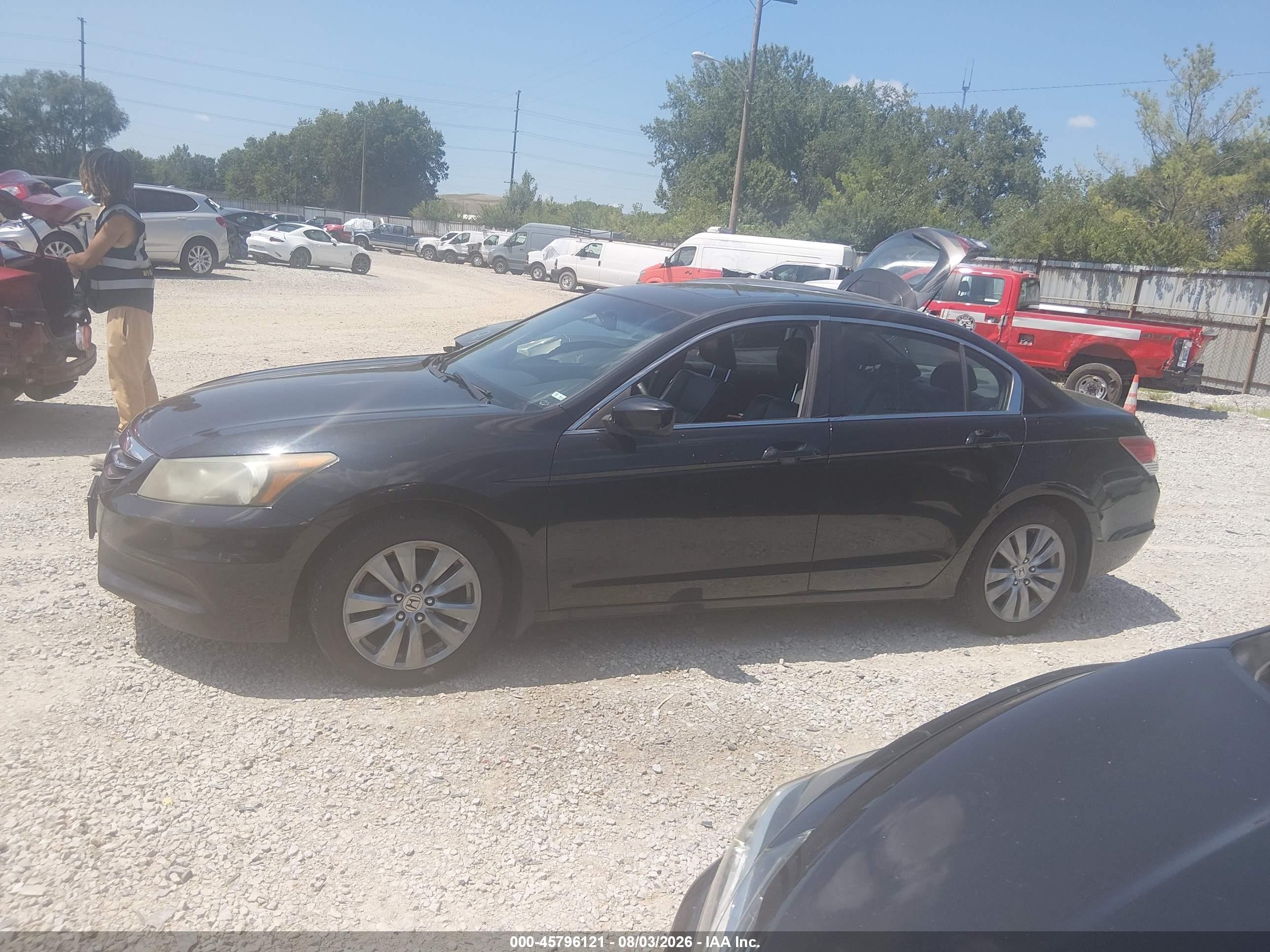 2011 Honda Accord 2.4 Ex-l Черный vin: 1HGCP2F85BA011804