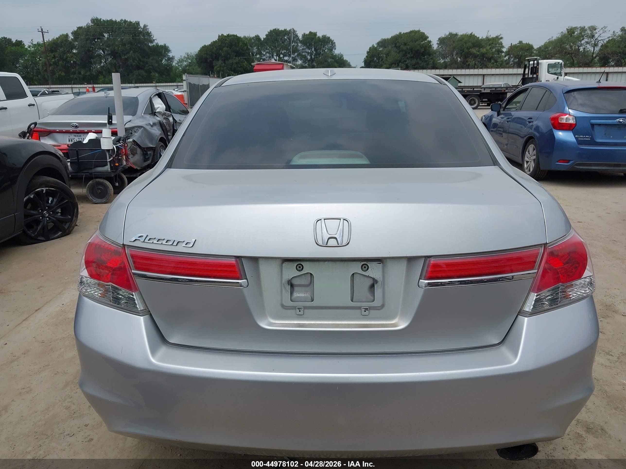 2011 Honda Accord 2.4 Ex-l Silver vin: 1HGCP2F85BA019434