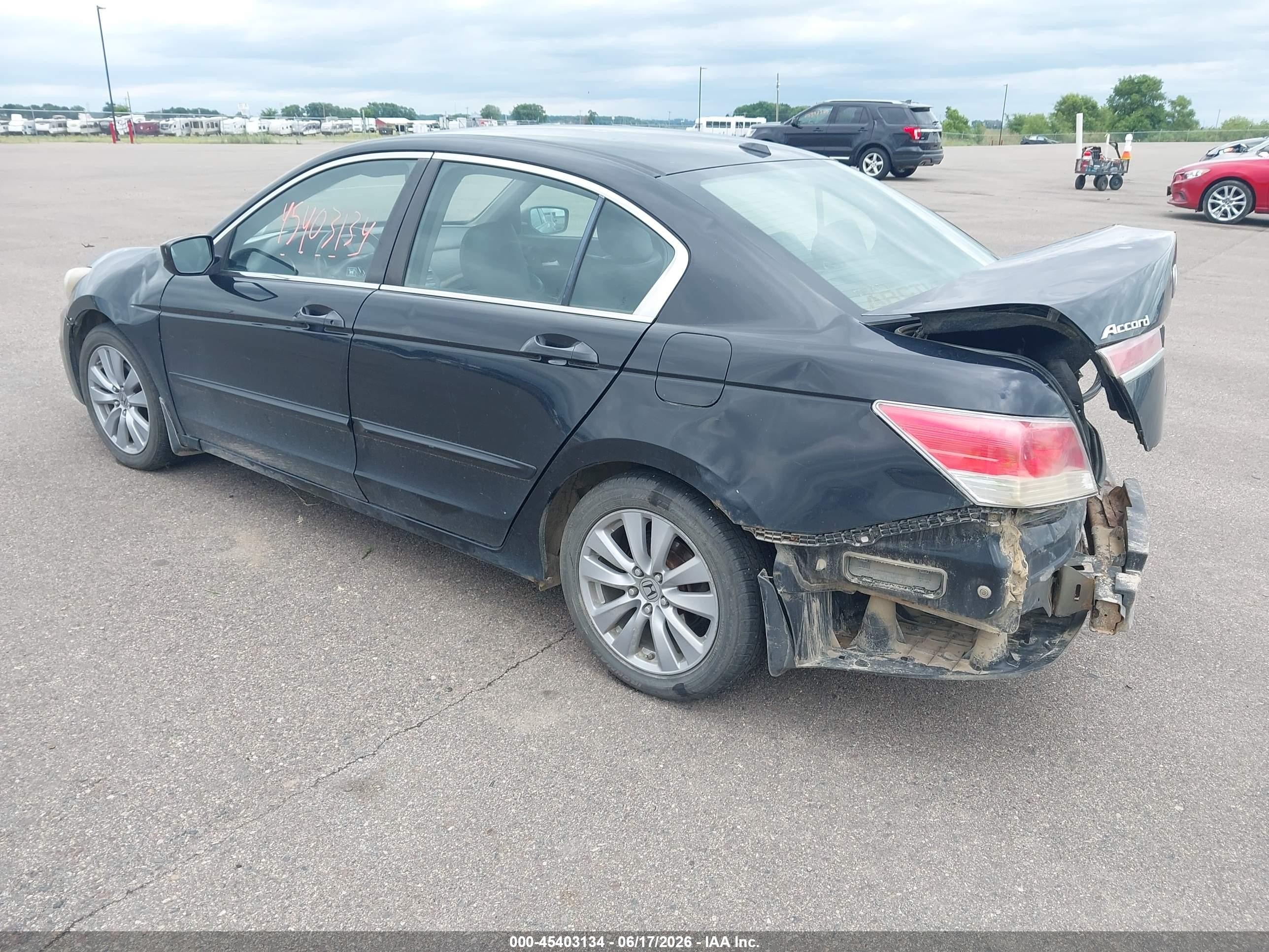 2011 Honda Accord 2.4 Ex-l Black vin: 1HGCP2F85BA052398