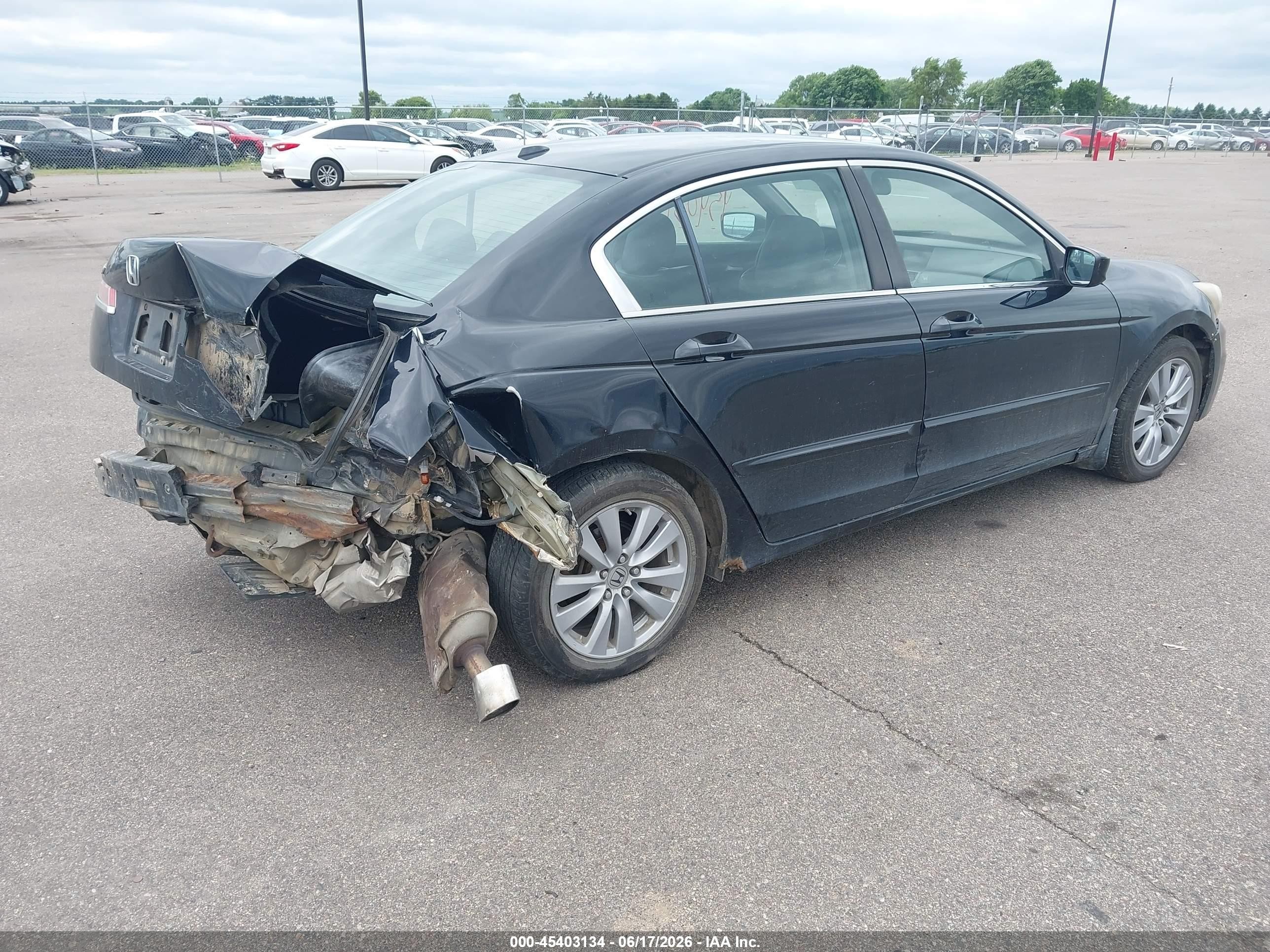 2011 Honda Accord 2.4 Ex-l Black vin: 1HGCP2F85BA052398