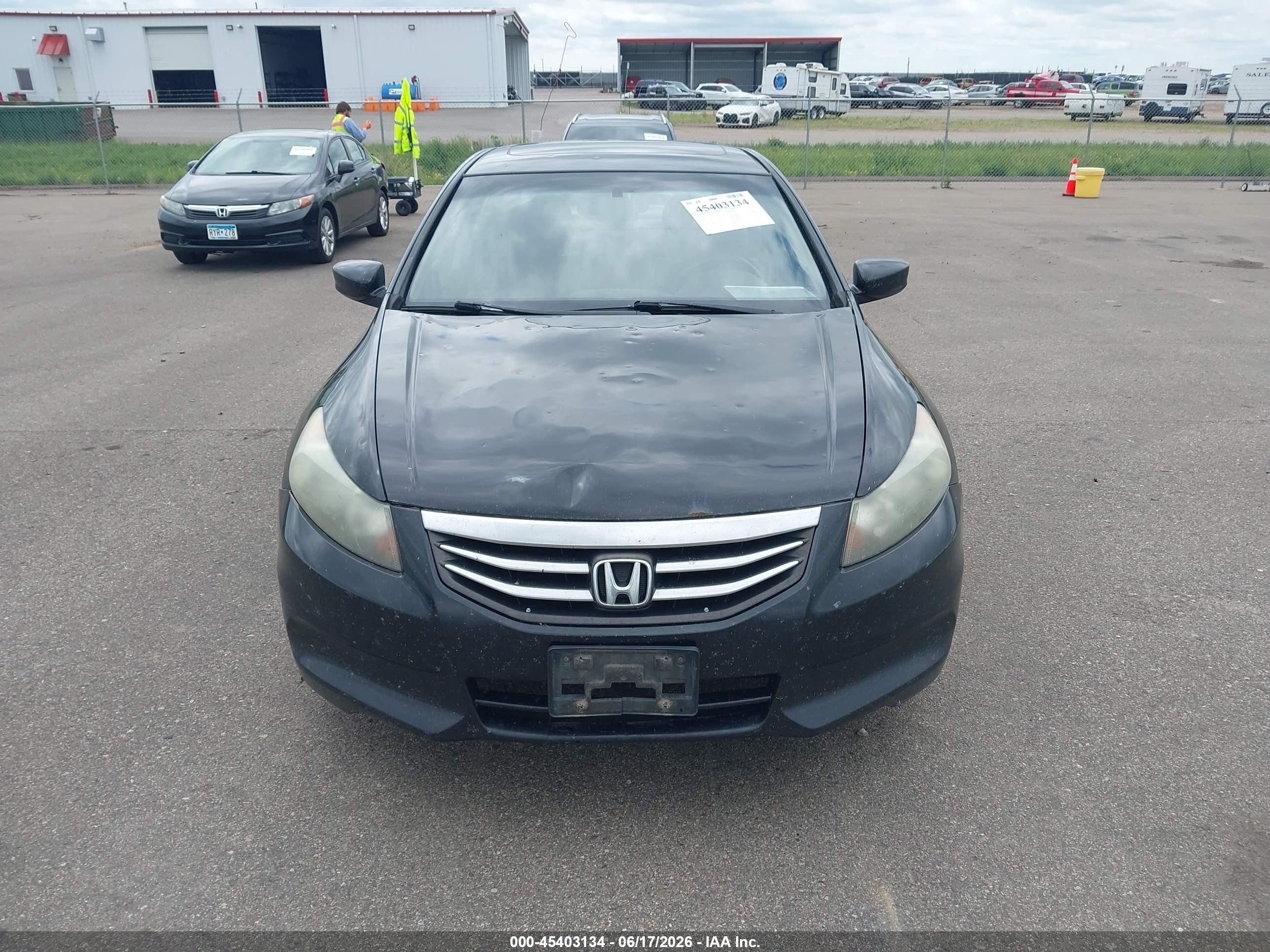 2011 Honda Accord 2.4 Ex-l Black vin: 1HGCP2F85BA052398