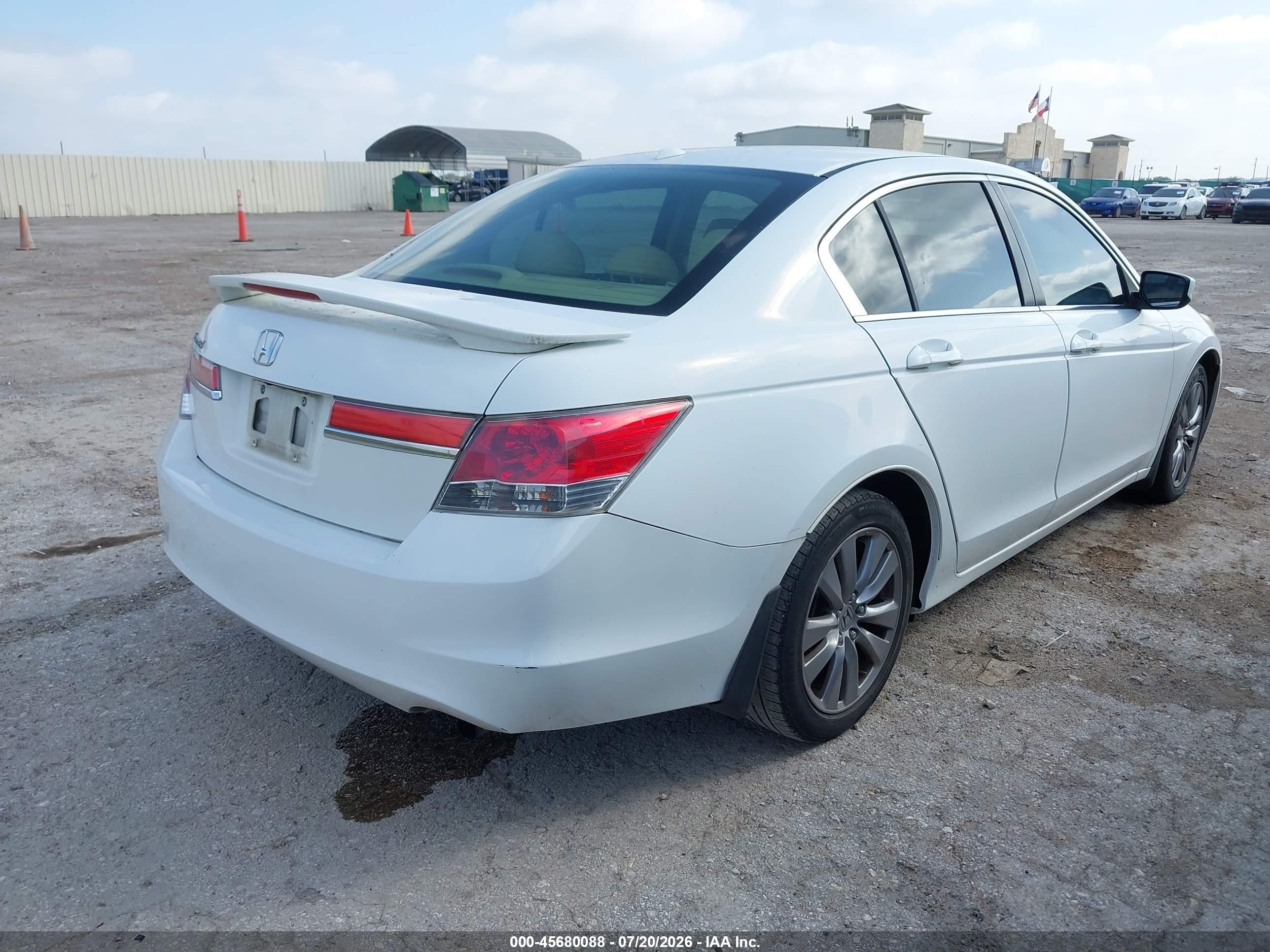 2011 Honda Accord 2.4 Ex-l White vin: 1HGCP2F85BA101986