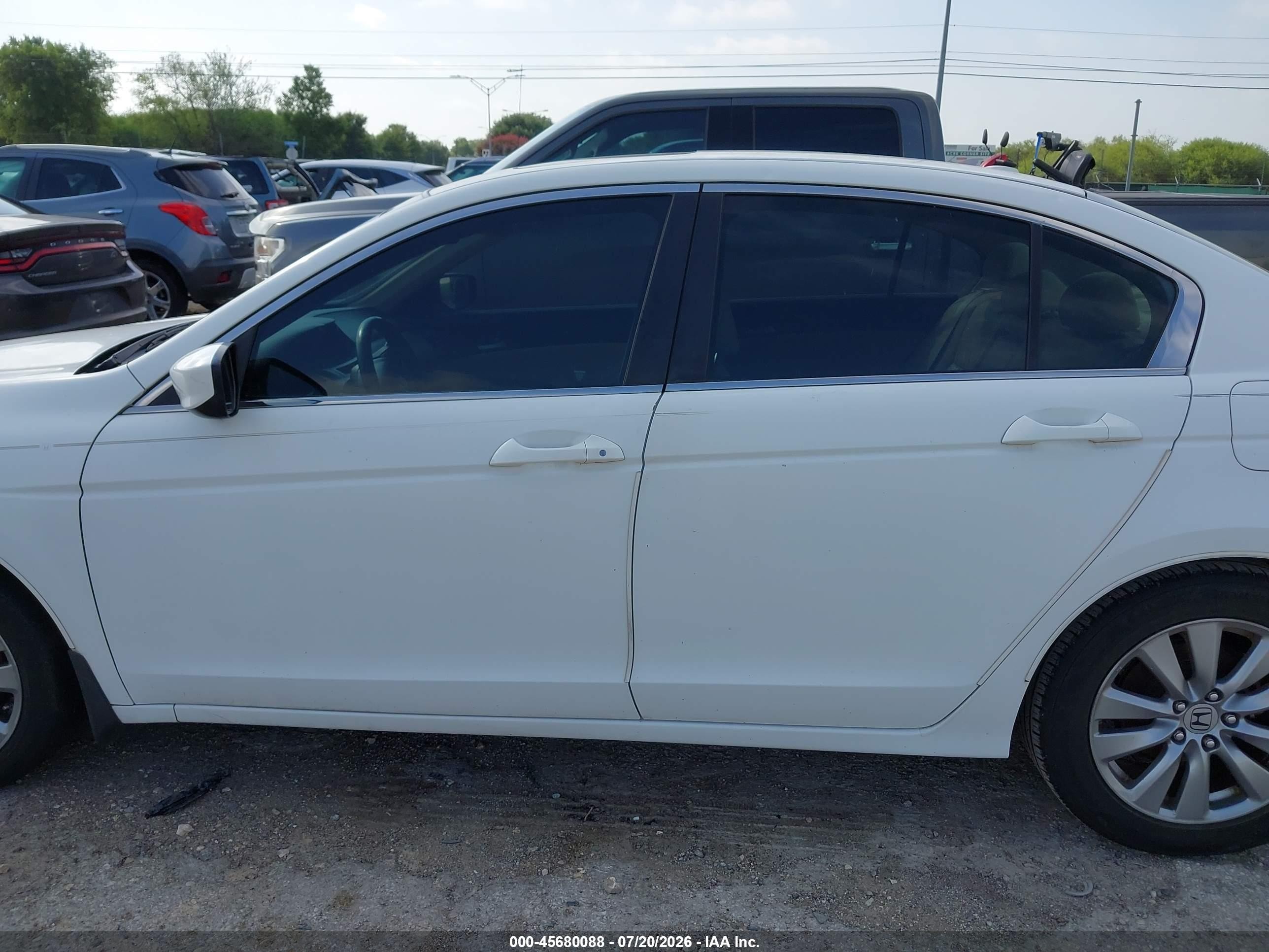 2011 Honda Accord 2.4 Ex-l White vin: 1HGCP2F85BA101986