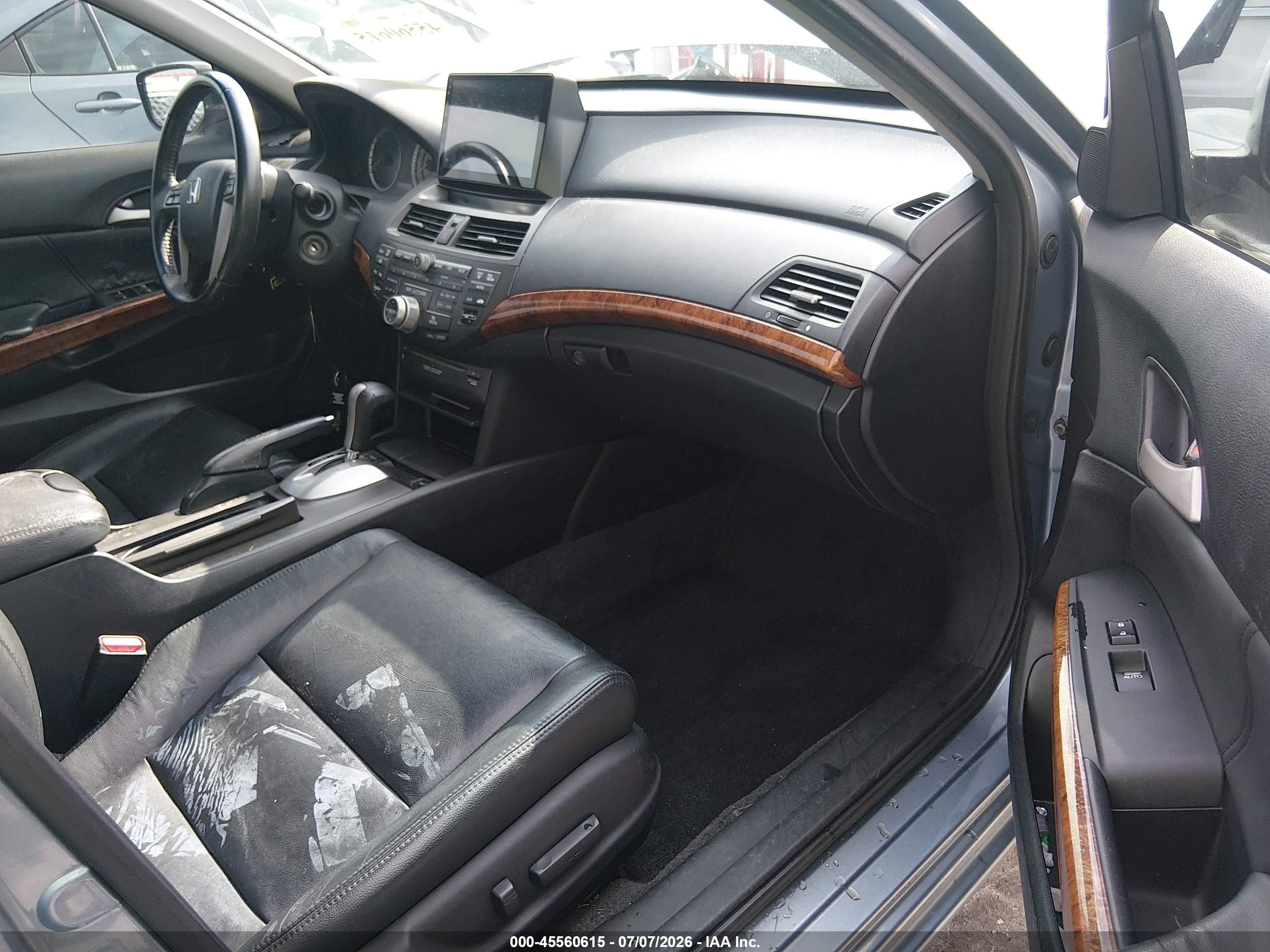 2011 Honda Accord 2.4 Ex-l Light Blue vin: 1HGCP2F85BA113040