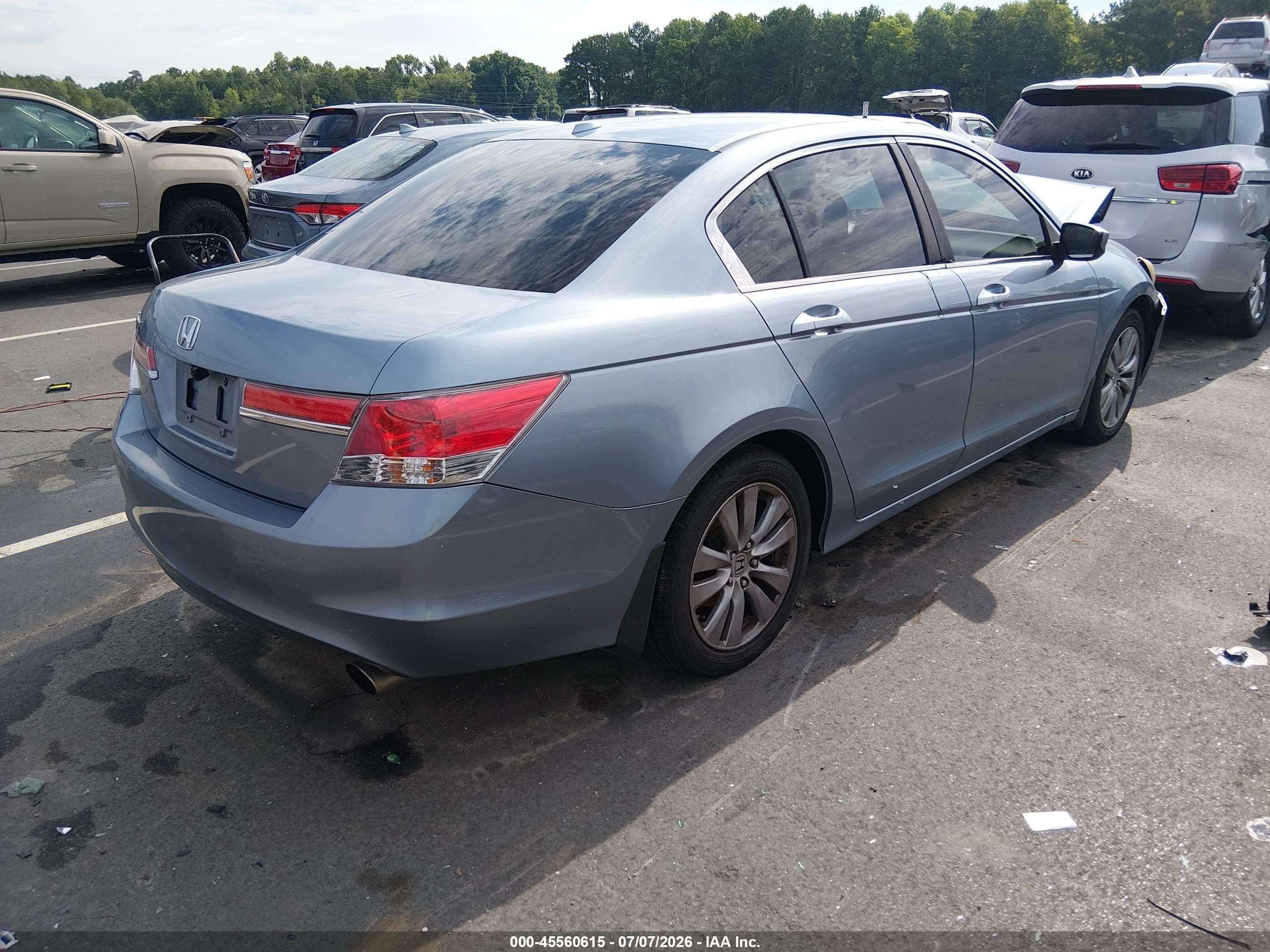 2011 Honda Accord 2.4 Ex-l Light Blue vin: 1HGCP2F85BA113040