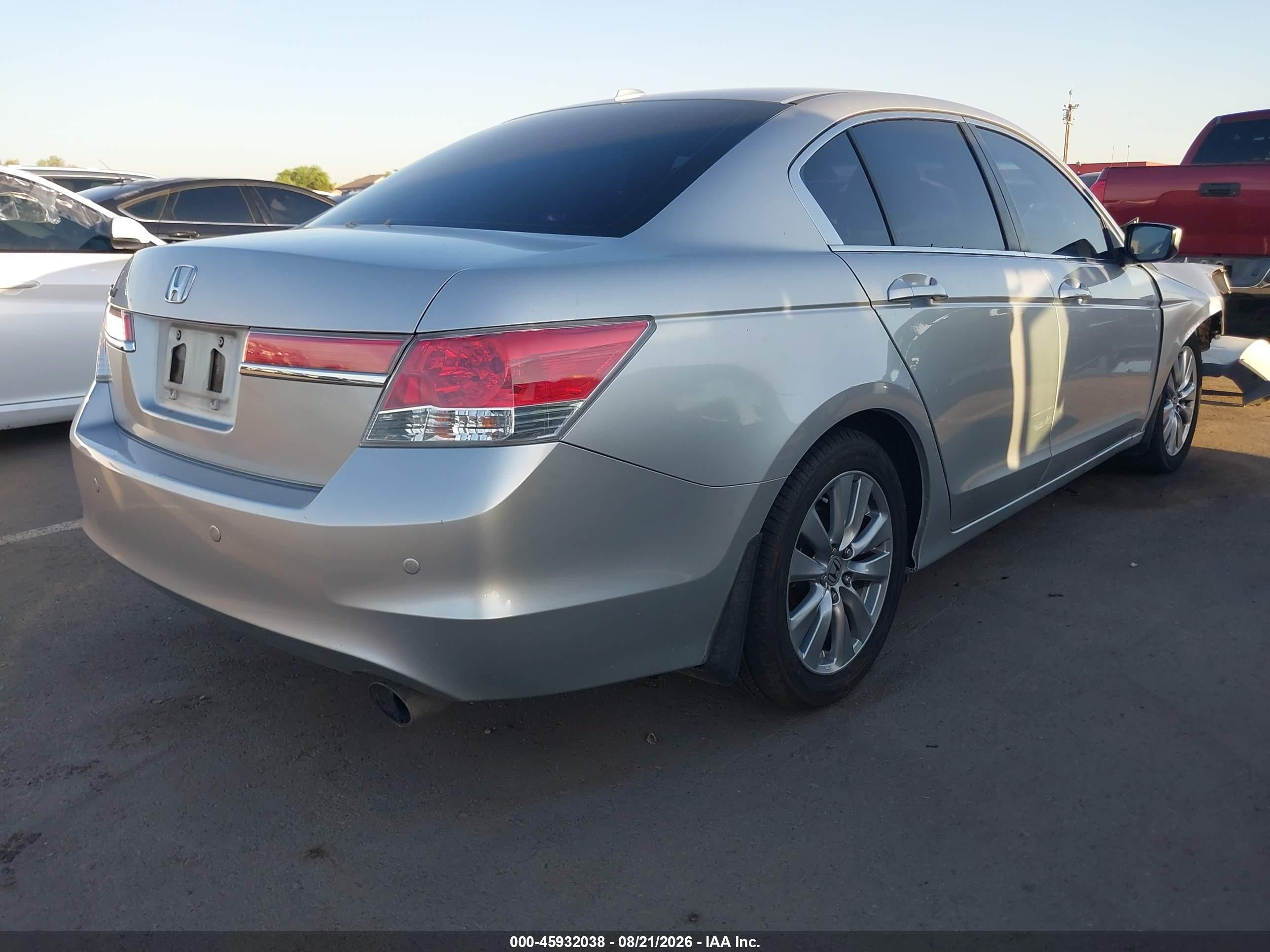 2012 Honda Accord 2.4 Ex-l Серебряный vin: 1HGCP2F85CA082261