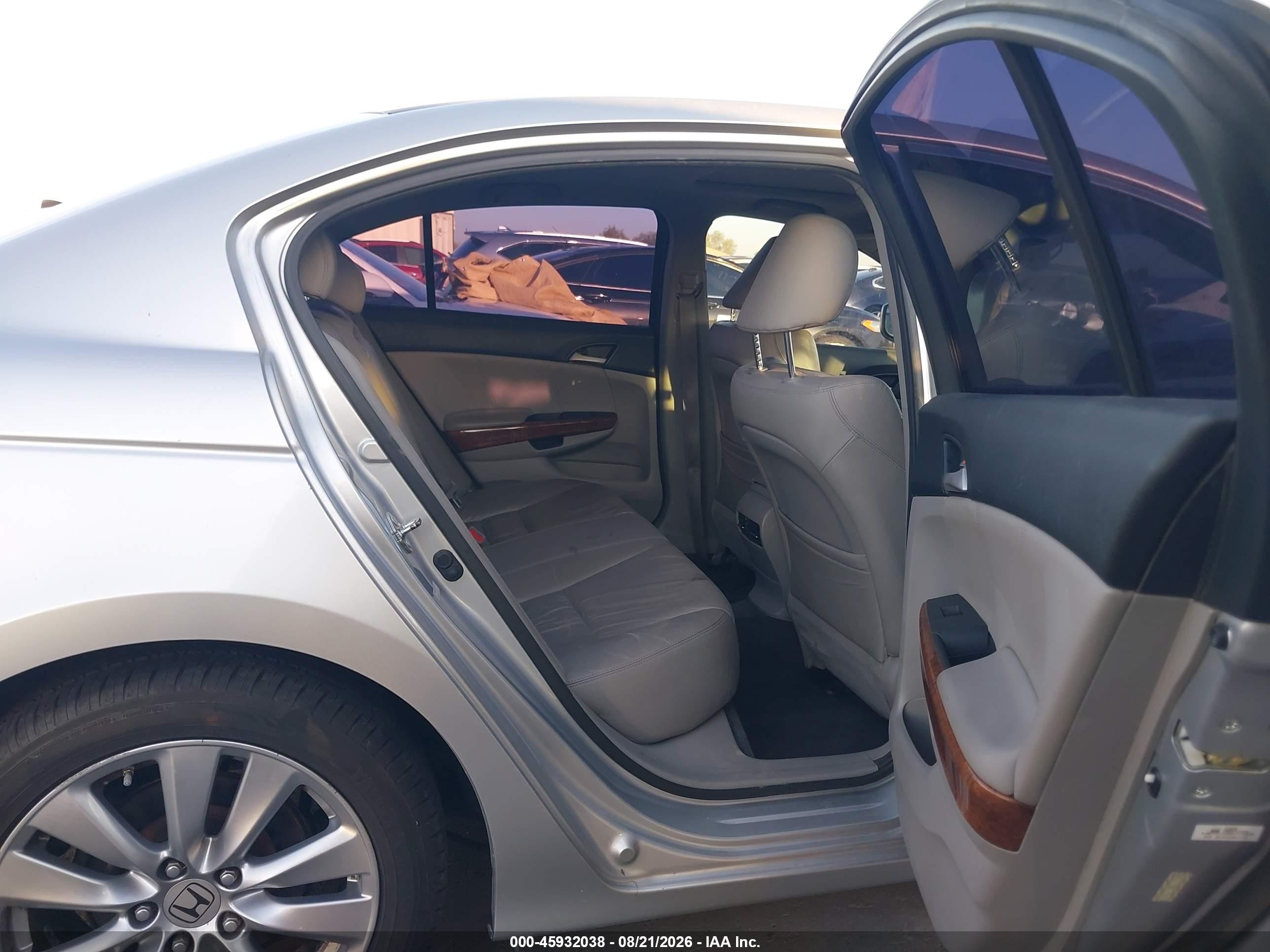 2012 Honda Accord 2.4 Ex-l Серебряный vin: 1HGCP2F85CA082261