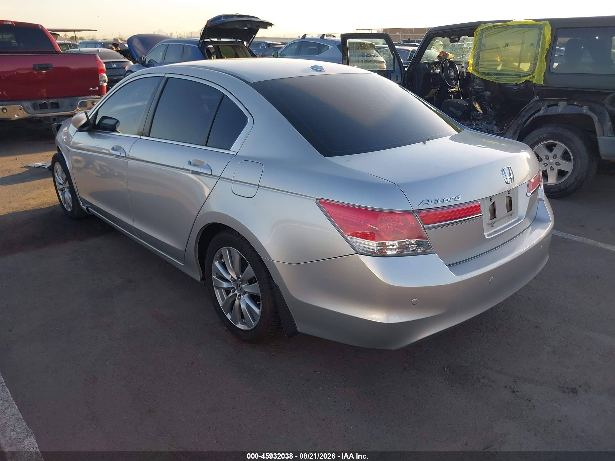 2012 Honda Accord 2.4 Ex-l Серебряный vin: 1HGCP2F85CA082261