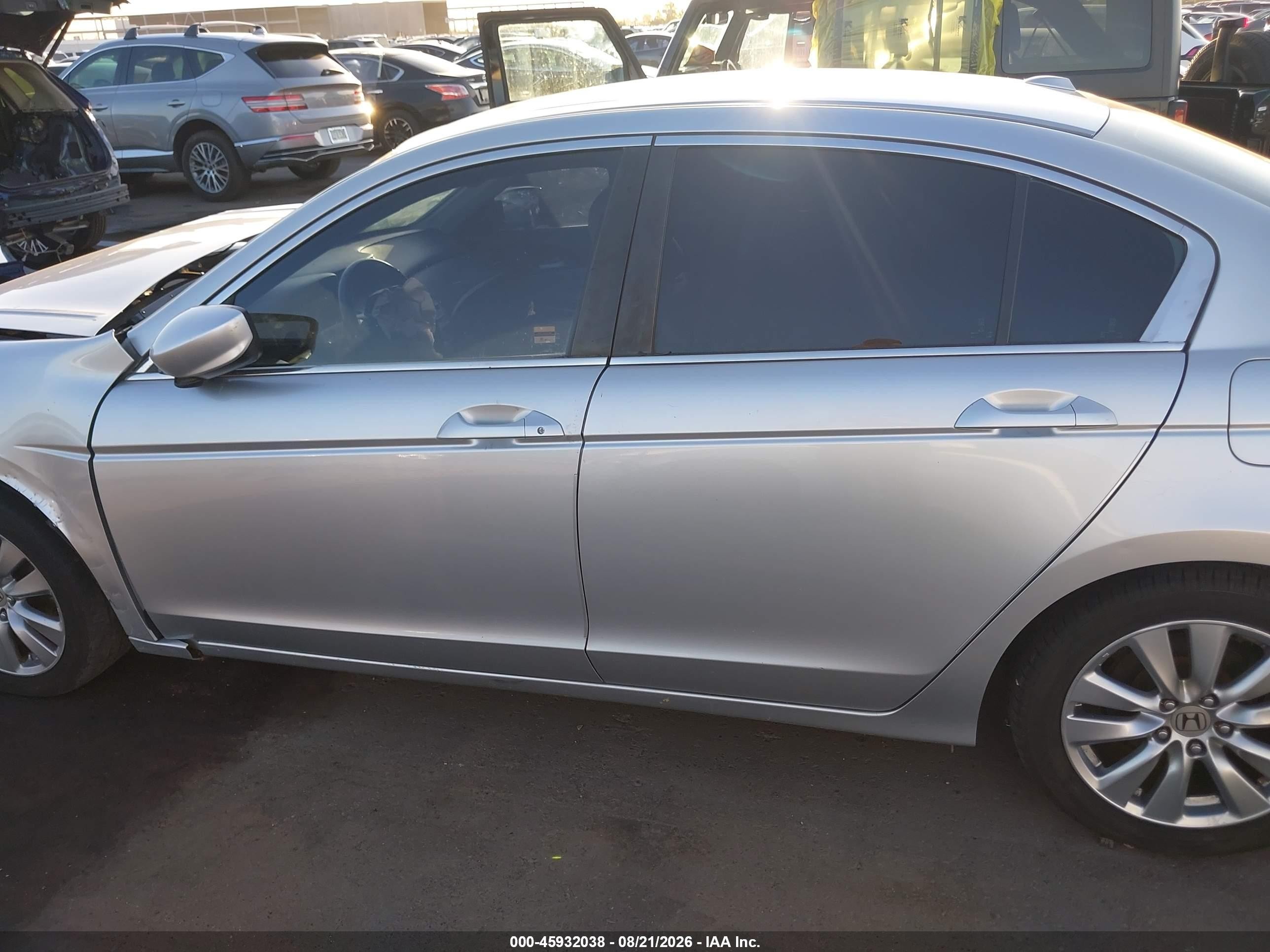 2012 Honda Accord 2.4 Ex-l Серебряный vin: 1HGCP2F85CA082261