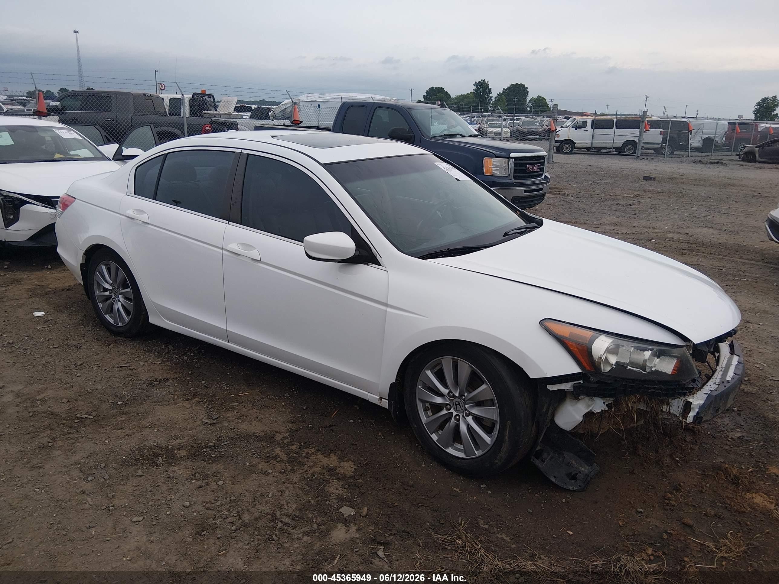 2012 Honda Accord 2.4 Ex-l White vin: 1HGCP2F85CA218372