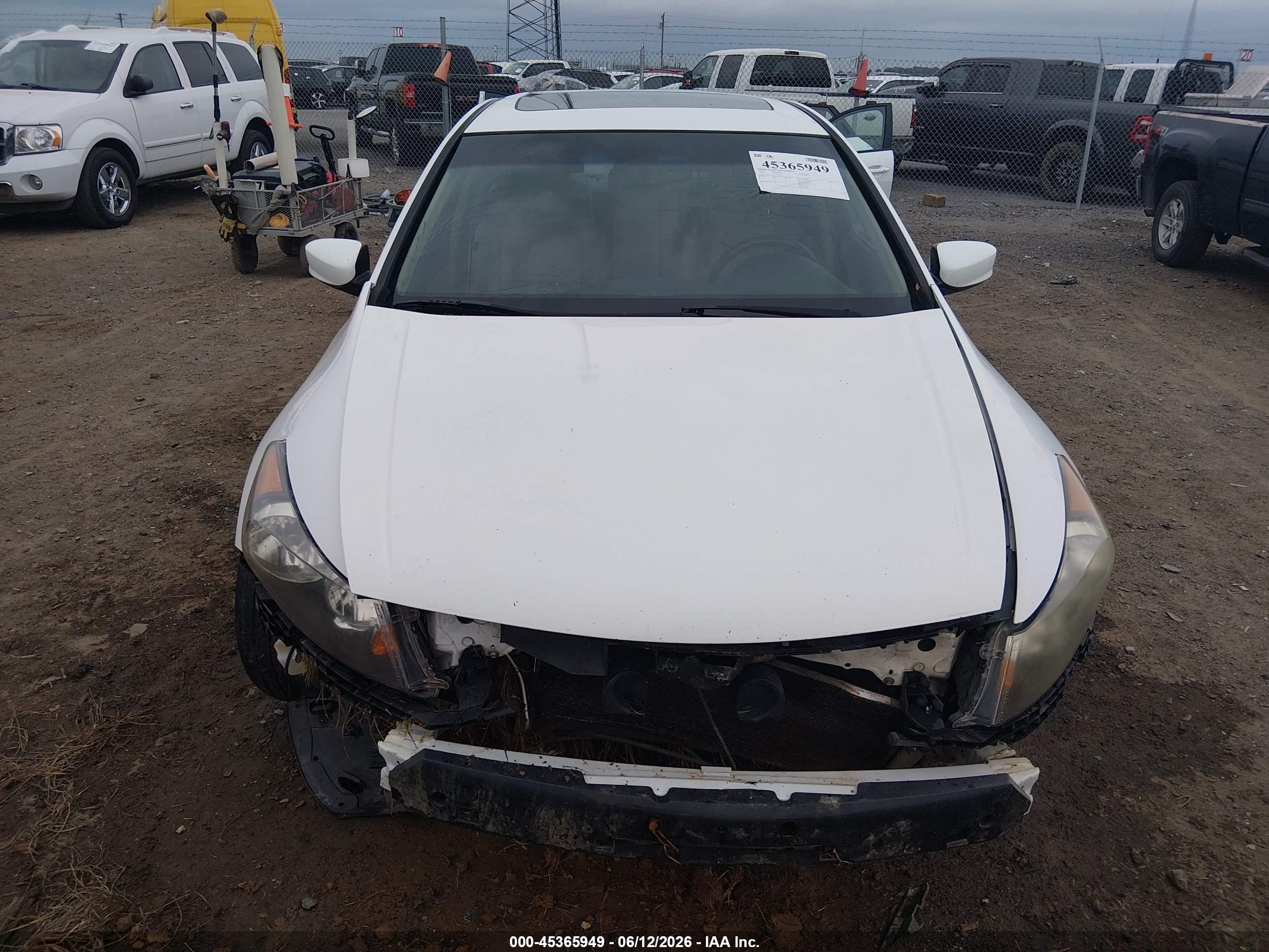 2012 Honda Accord 2.4 Ex-l White vin: 1HGCP2F85CA218372