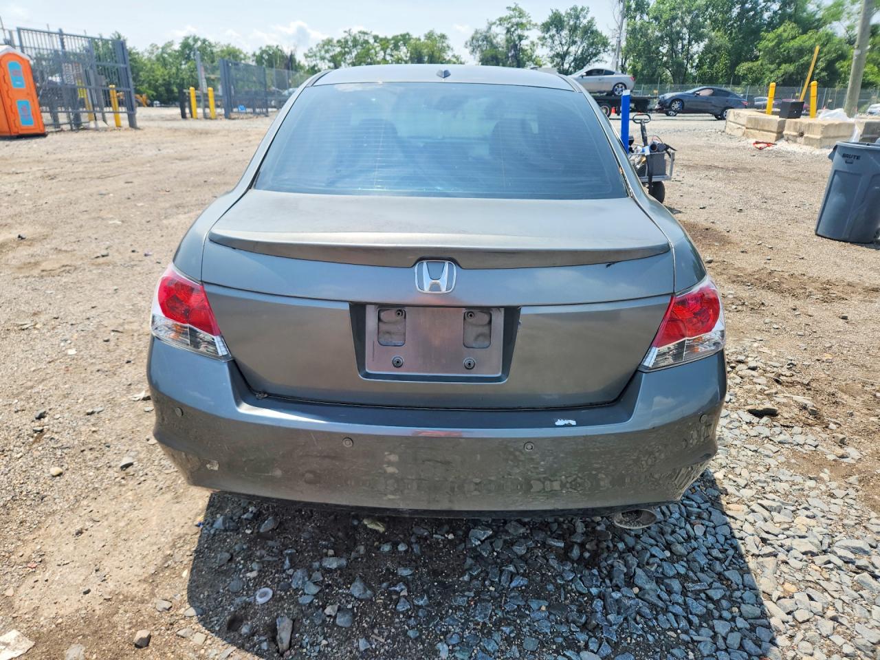 2010 Honda Accord Gray vin: 1HGCP2F86AA072576