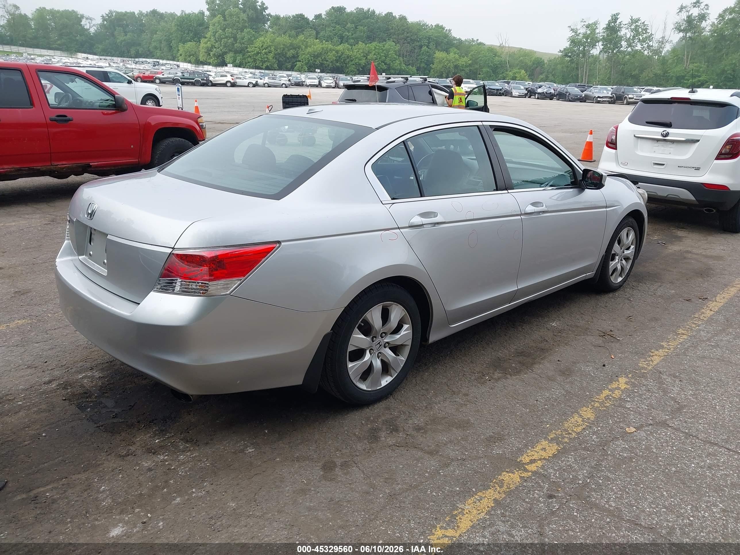 2010 Honda Accord 2.4 Ex-l Silver vin: 1HGCP2F86AA104412