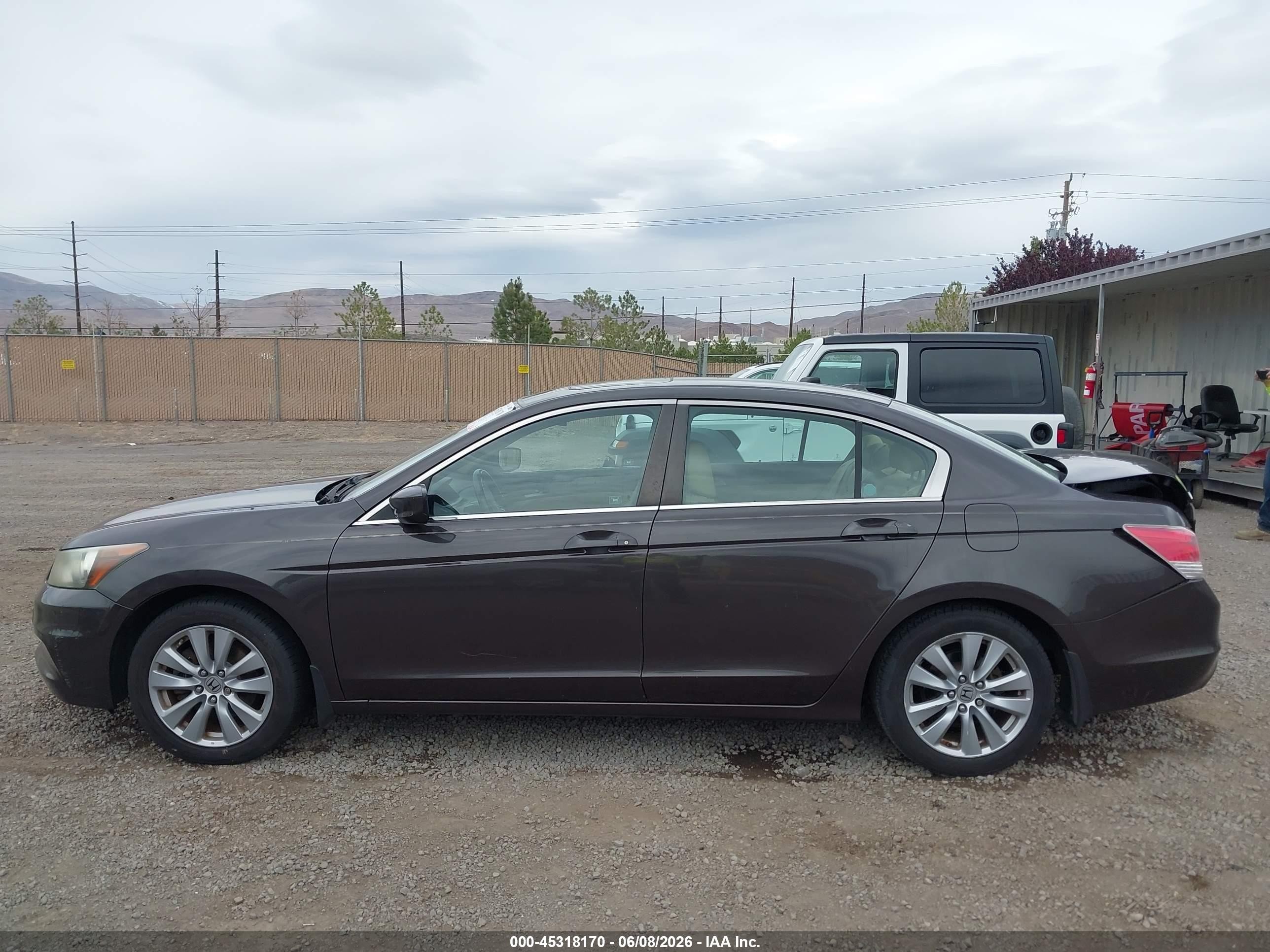 2011 Honda Accord 2.4 Ex-l Brown vin: 1HGCP2F86BA019054