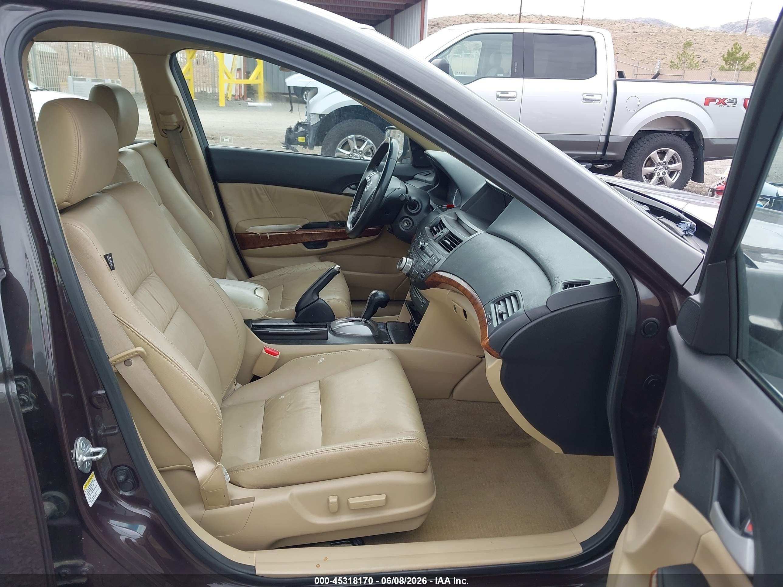 2011 Honda Accord 2.4 Ex-l Brown vin: 1HGCP2F86BA019054