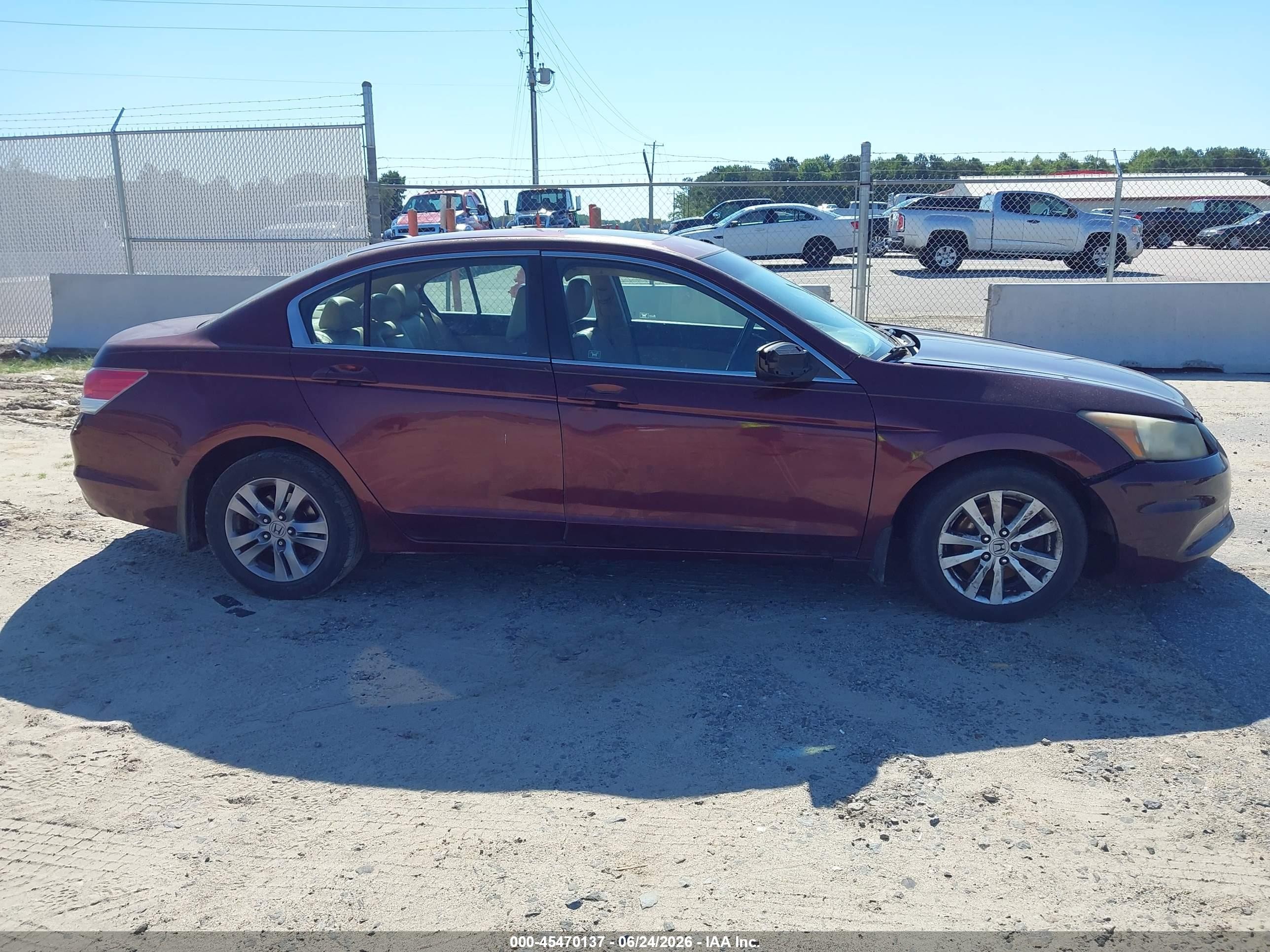 2011 Honda Accord 2.4 Ex-l Burgundy vin: 1HGCP2F86BA060185